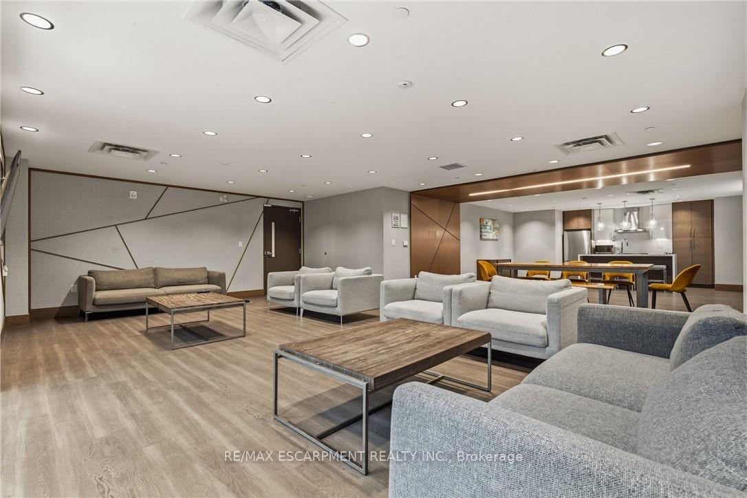 Photo 55 of Unit 413, 16 Markle Crescent, Hamilton, Ancaster — HOMEH