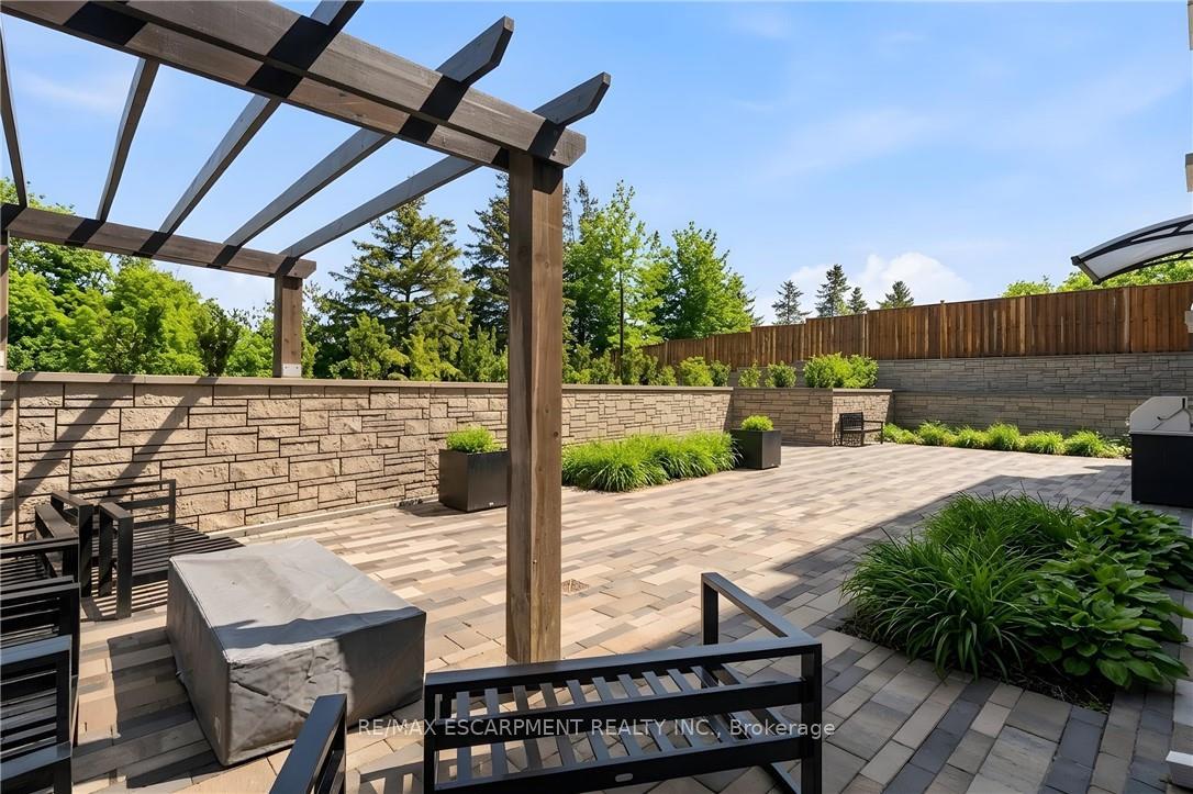 Photo 70 of Unit 413, 16 Markle Crescent, Hamilton, Ancaster — HOMEH