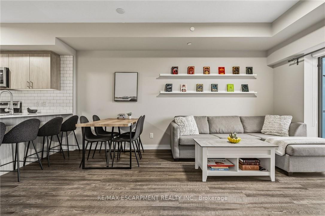 Photo 88 of Unit 413, 16 Markle Crescent, Hamilton, Ancaster — HOMEH