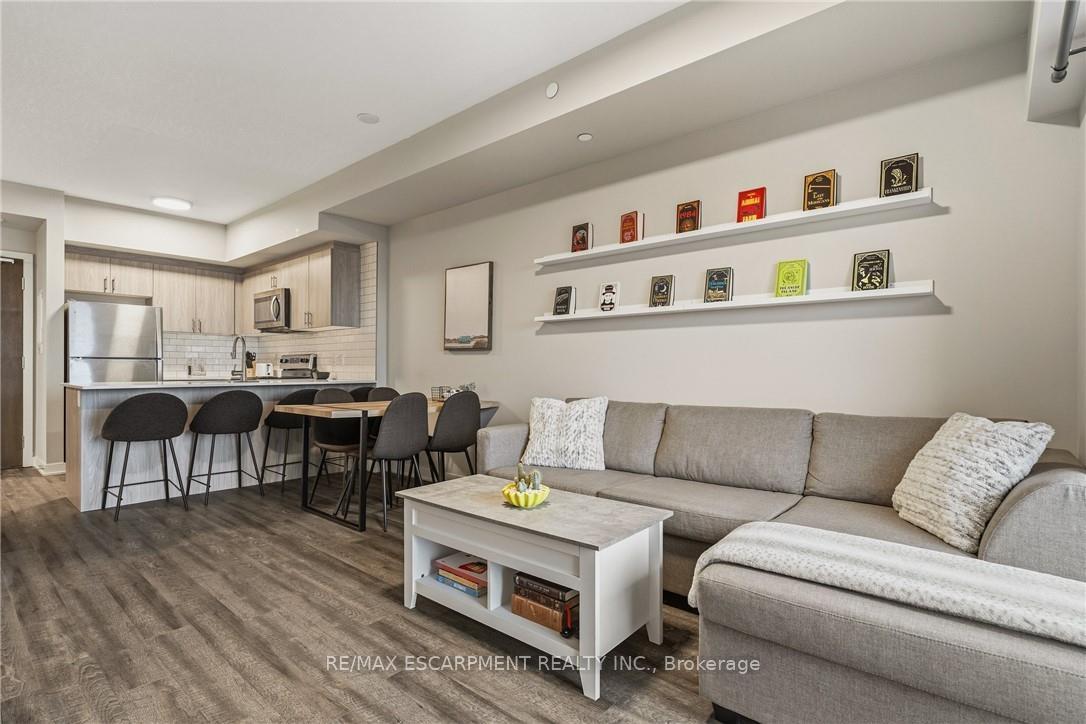 Photo 97 of Unit 413, 16 Markle Crescent, Hamilton, Ancaster — HOMEH
