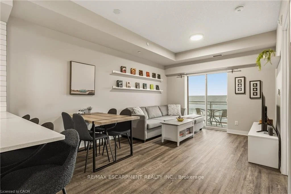 Photo 14 of Unit 413, 16 Markle Crescent, Hamilton, Ancaster — HOMEH