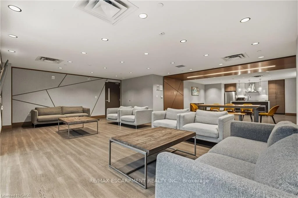 Photo 47 of Unit 413, 16 Markle Crescent, Hamilton, Ancaster — HOMEH