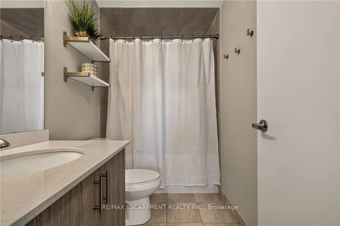 Photo 57 of Unit 413, 16 Markle Crescent, Hamilton, Ancaster — HOMEH