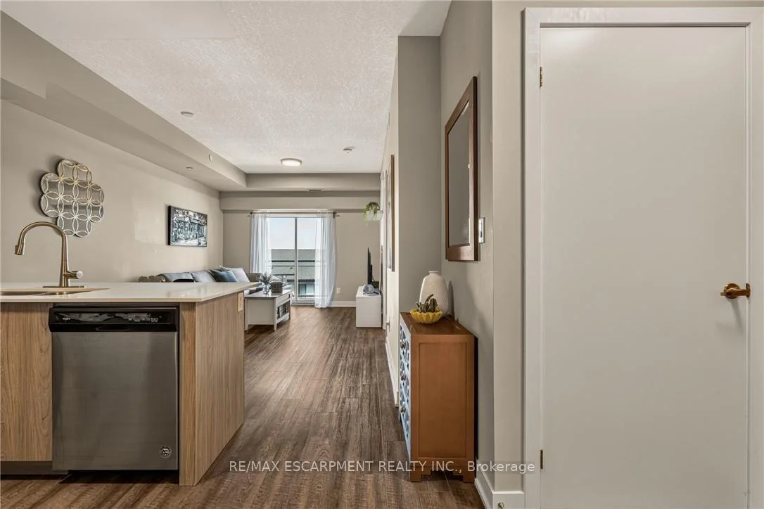 Photo 66 of Unit 413, 16 Markle Crescent, Hamilton, Ancaster — HOMEH