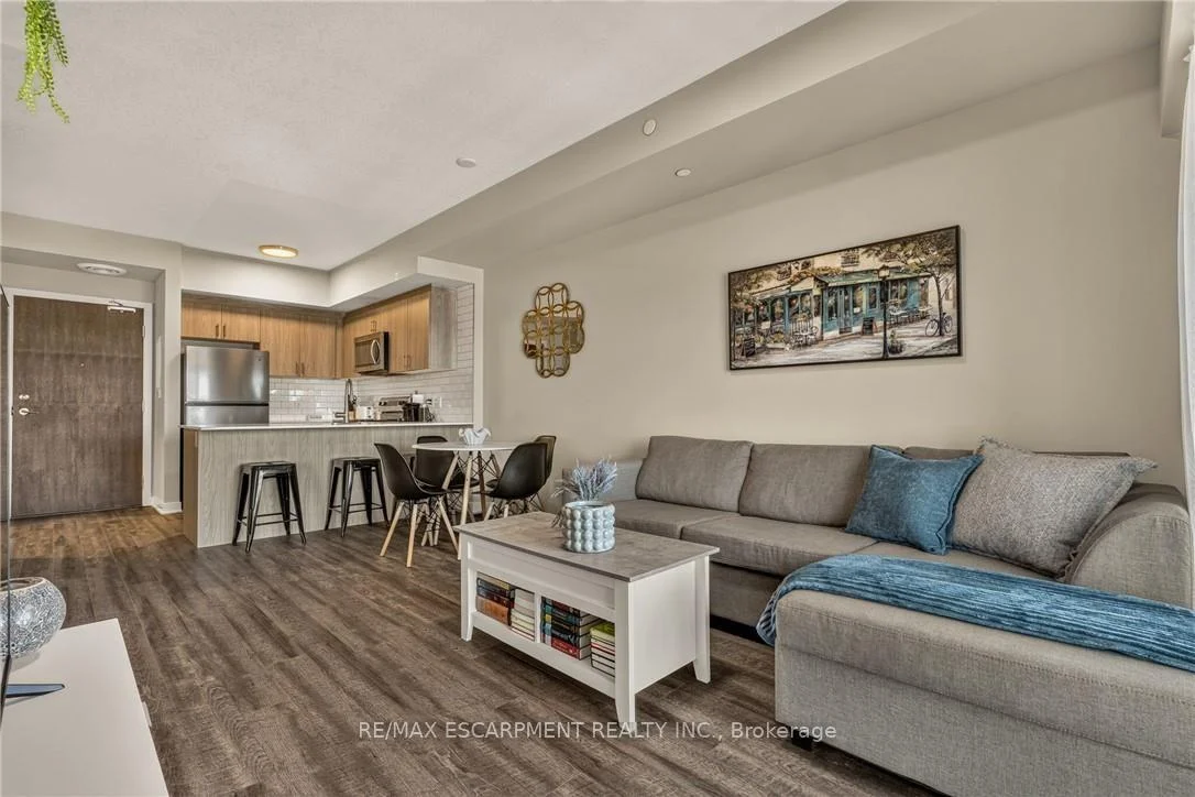 Photo 87 of Unit 413, 16 Markle Crescent, Hamilton, Ancaster — HOMEH