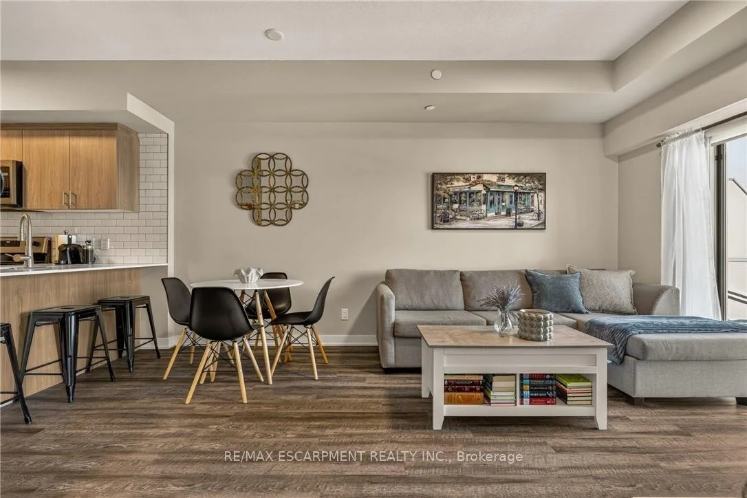 Photo 90 of Unit 413, 16 Markle Crescent, Hamilton, Ancaster — HOMEH