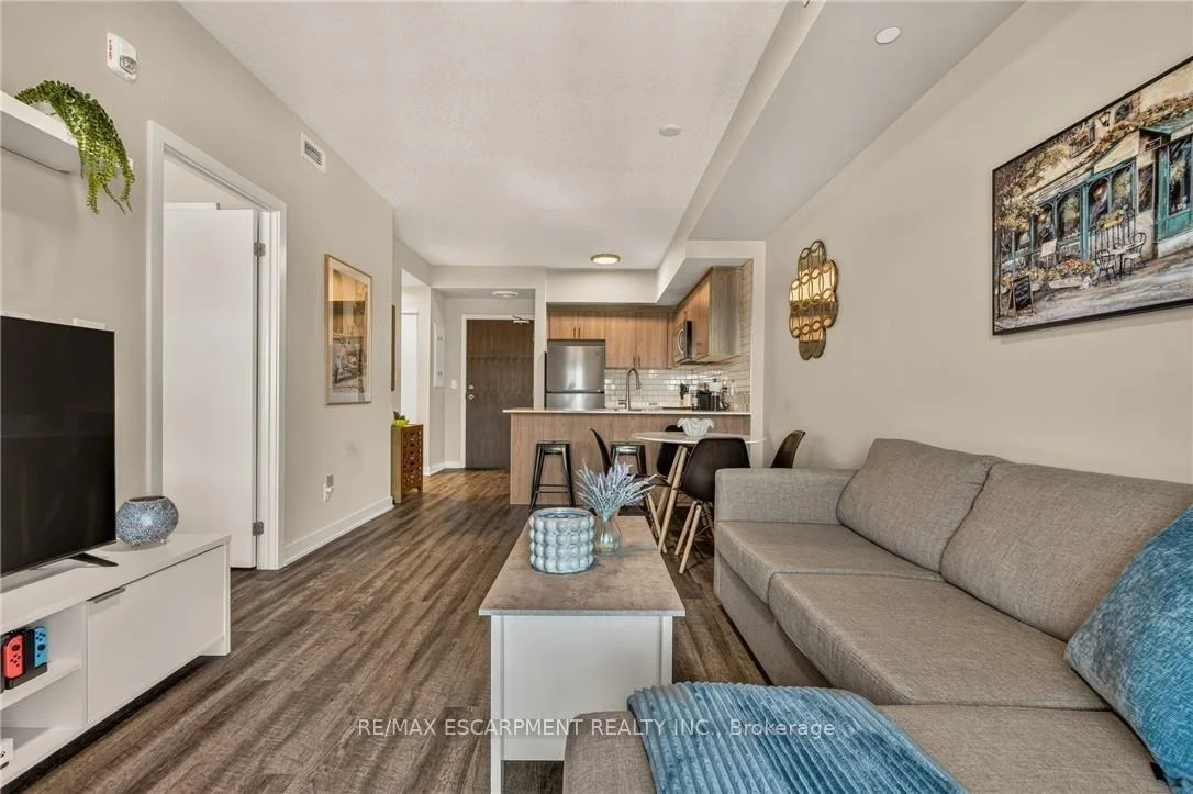 Photo 96 of Unit 413, 16 Markle Crescent, Hamilton, Ancaster — HOMEH
