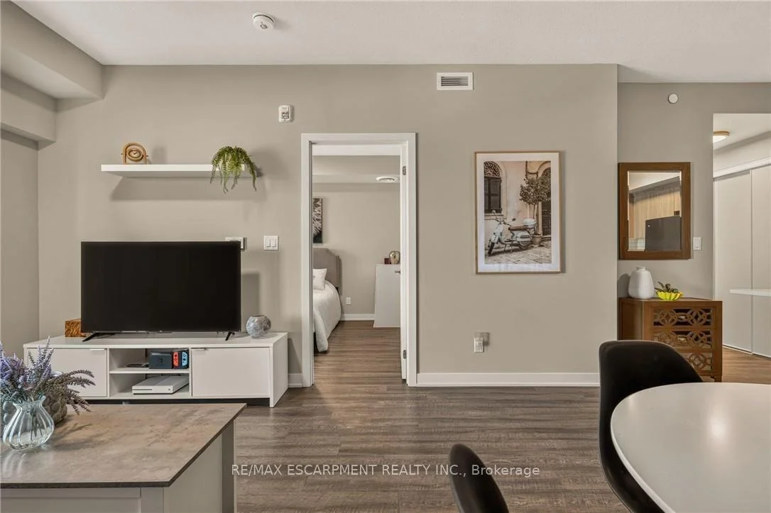 Photo 99 of Unit 413, 16 Markle Crescent, Hamilton, Ancaster — HOMEH