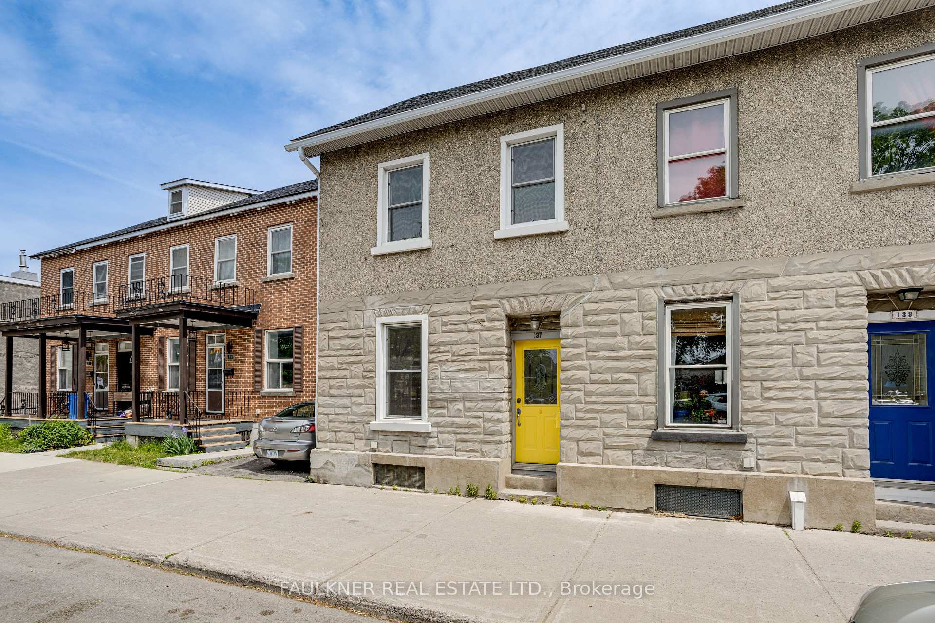 Front of 137 Dalhousie Street