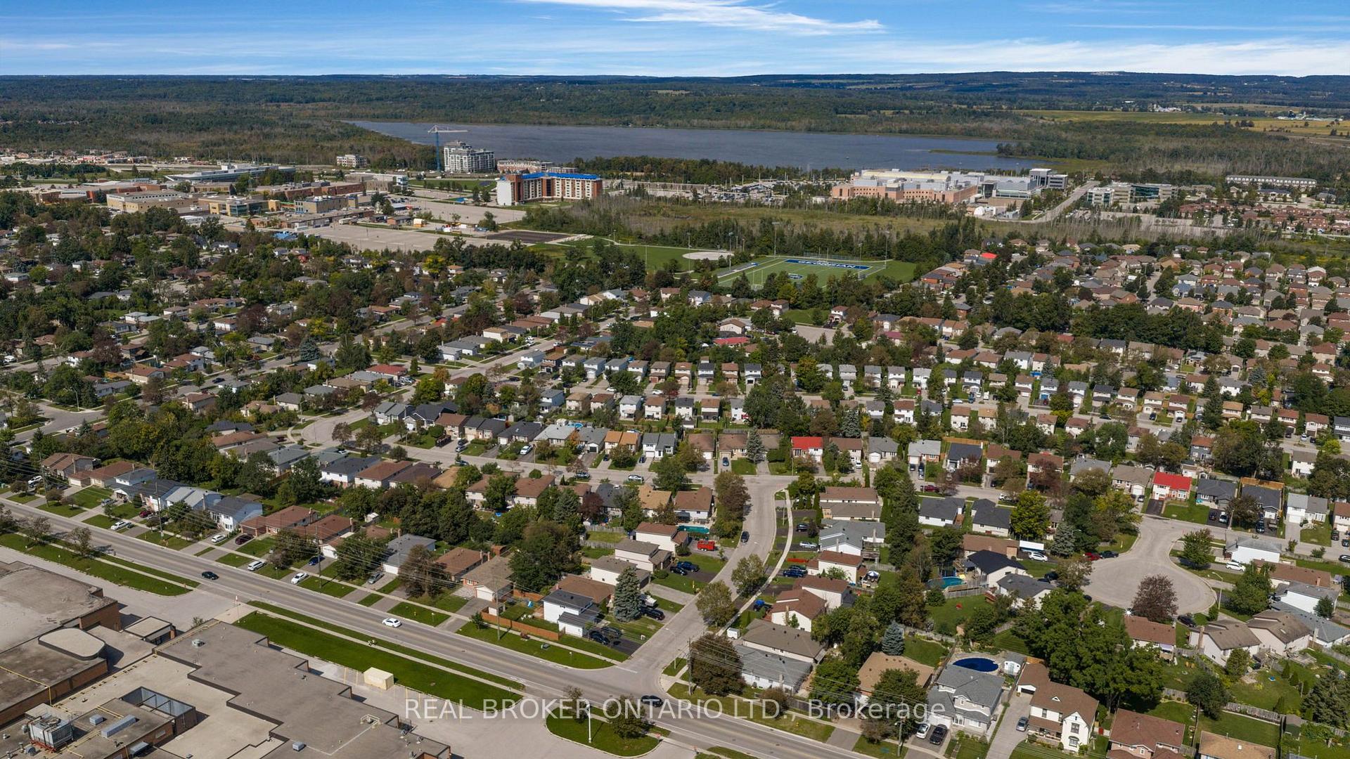 Photo 56 of 37 Hickling Trail, Barrie, Grove East — HOMEH