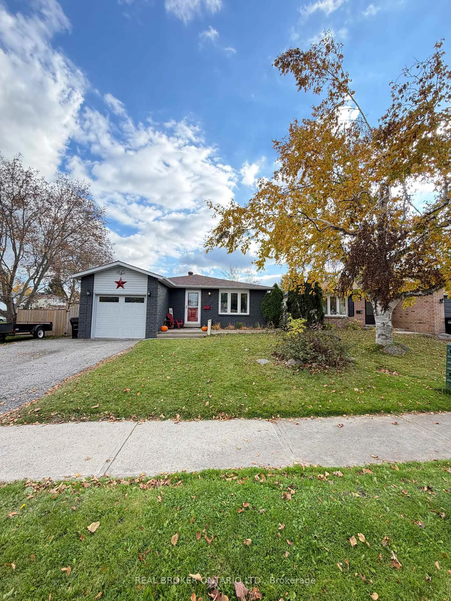 Photo of 37 Hickling Trail