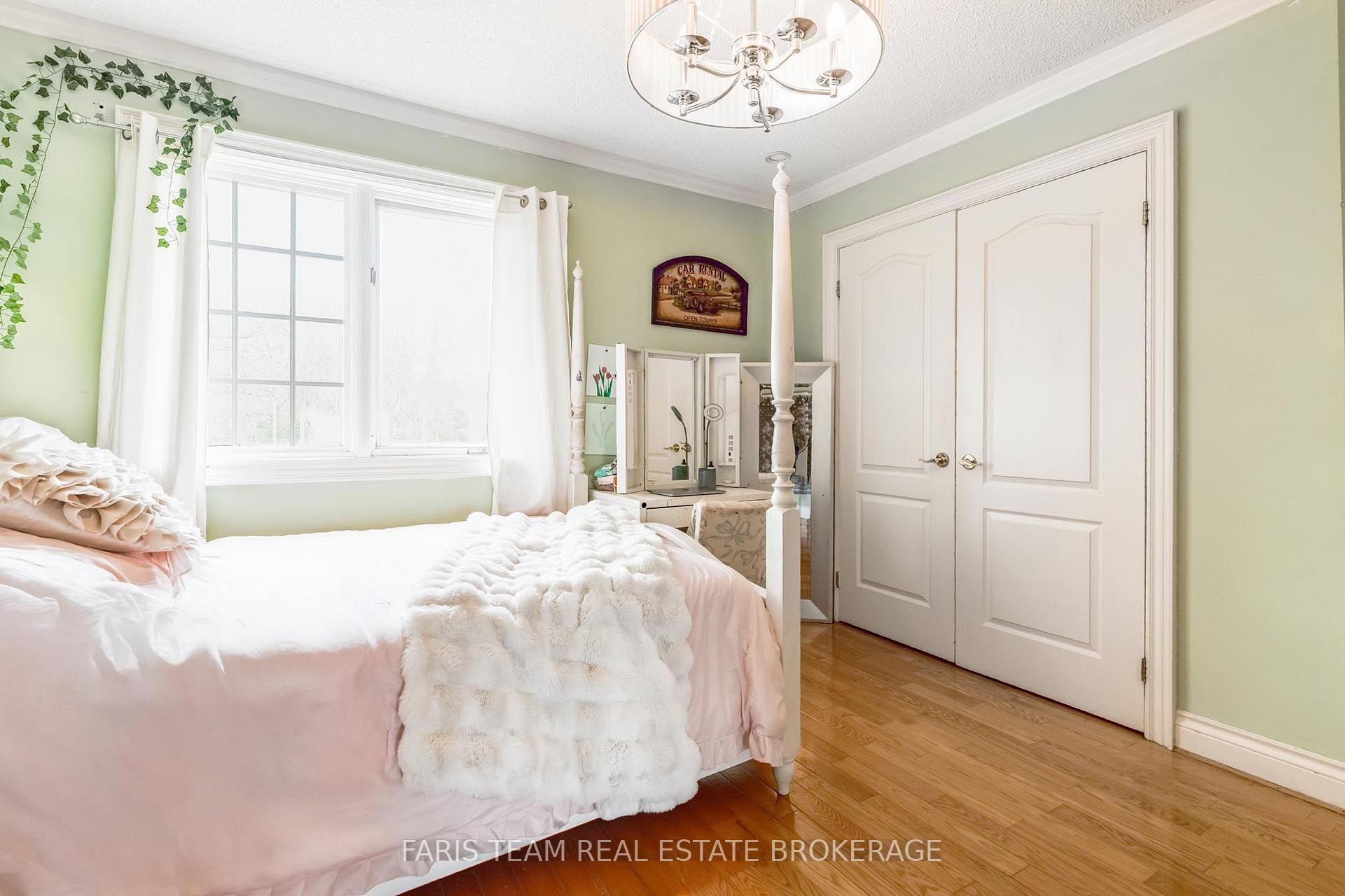Photo 26 of 4 Mills Circle, Springwater, Rural Springwater — HOMEH