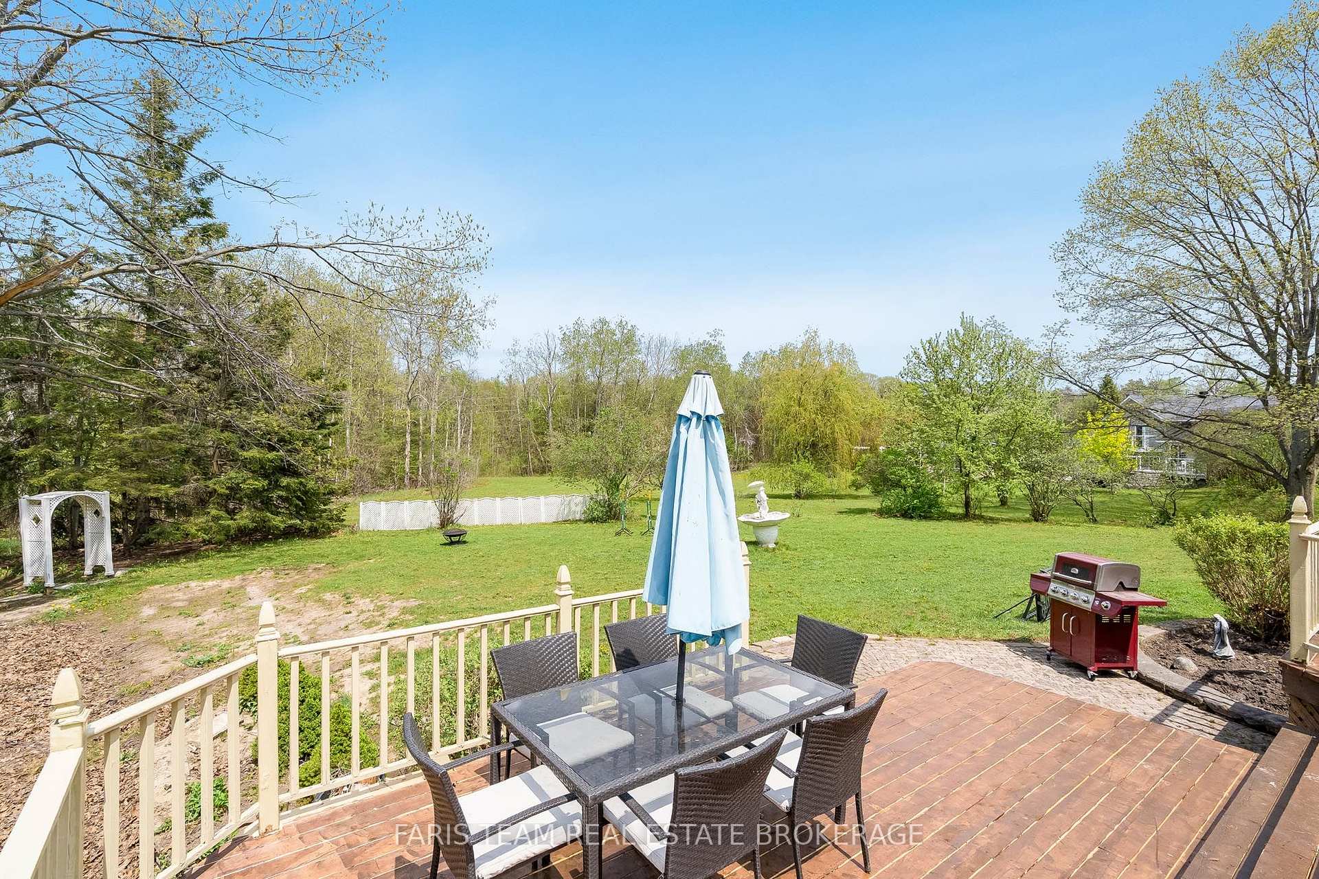 Photo 37 of 4 Mills Circle, Springwater, Rural Springwater — HOMEH