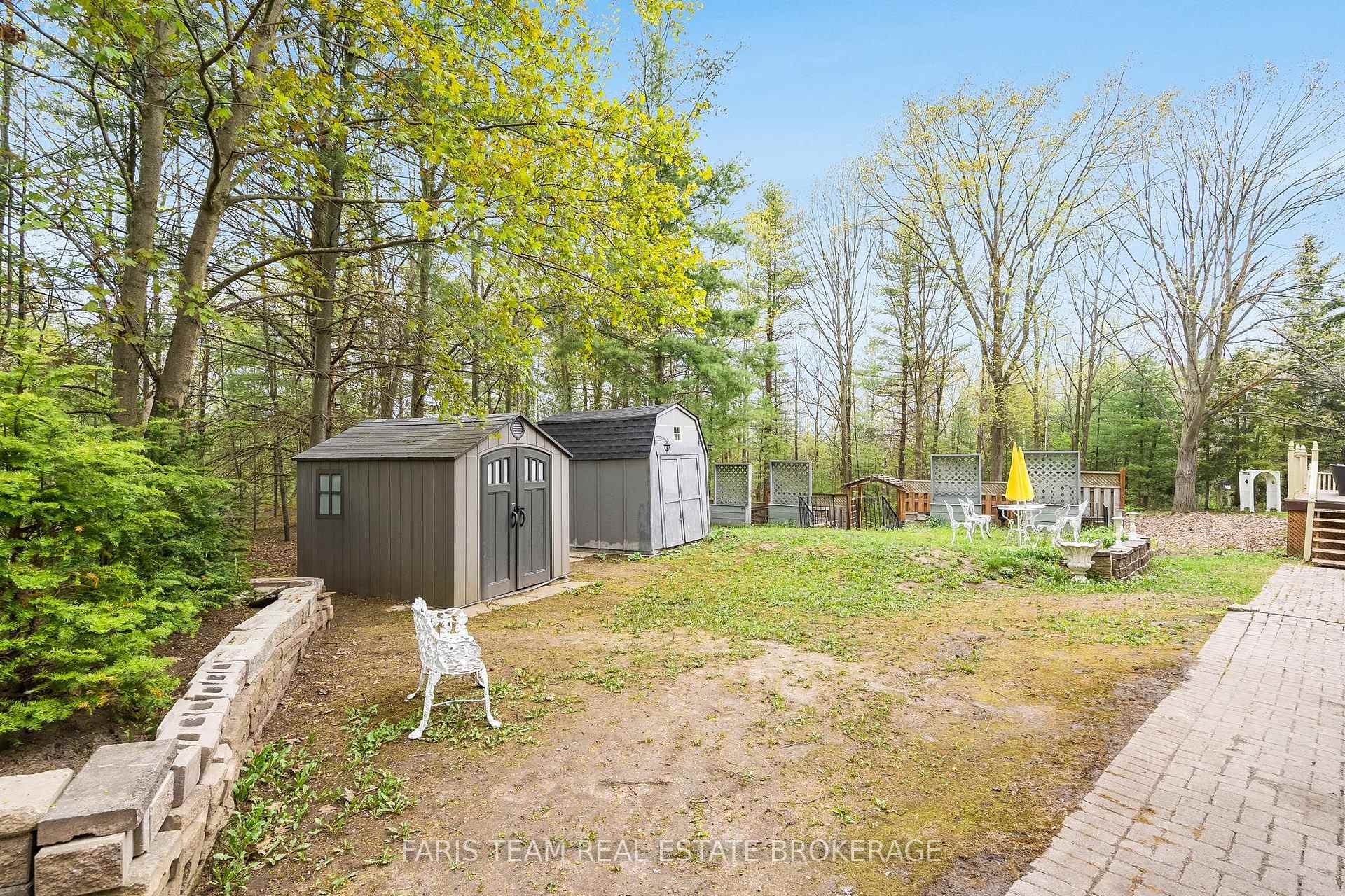 Photo 39 of 4 Mills Circle, Springwater, Rural Springwater — HOMEH