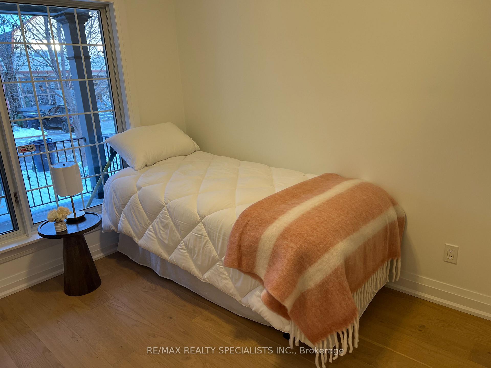 Photo 8 of 252 Earlscourt Avenue, Toronto, Caledonia-Fairbank — HOMEH