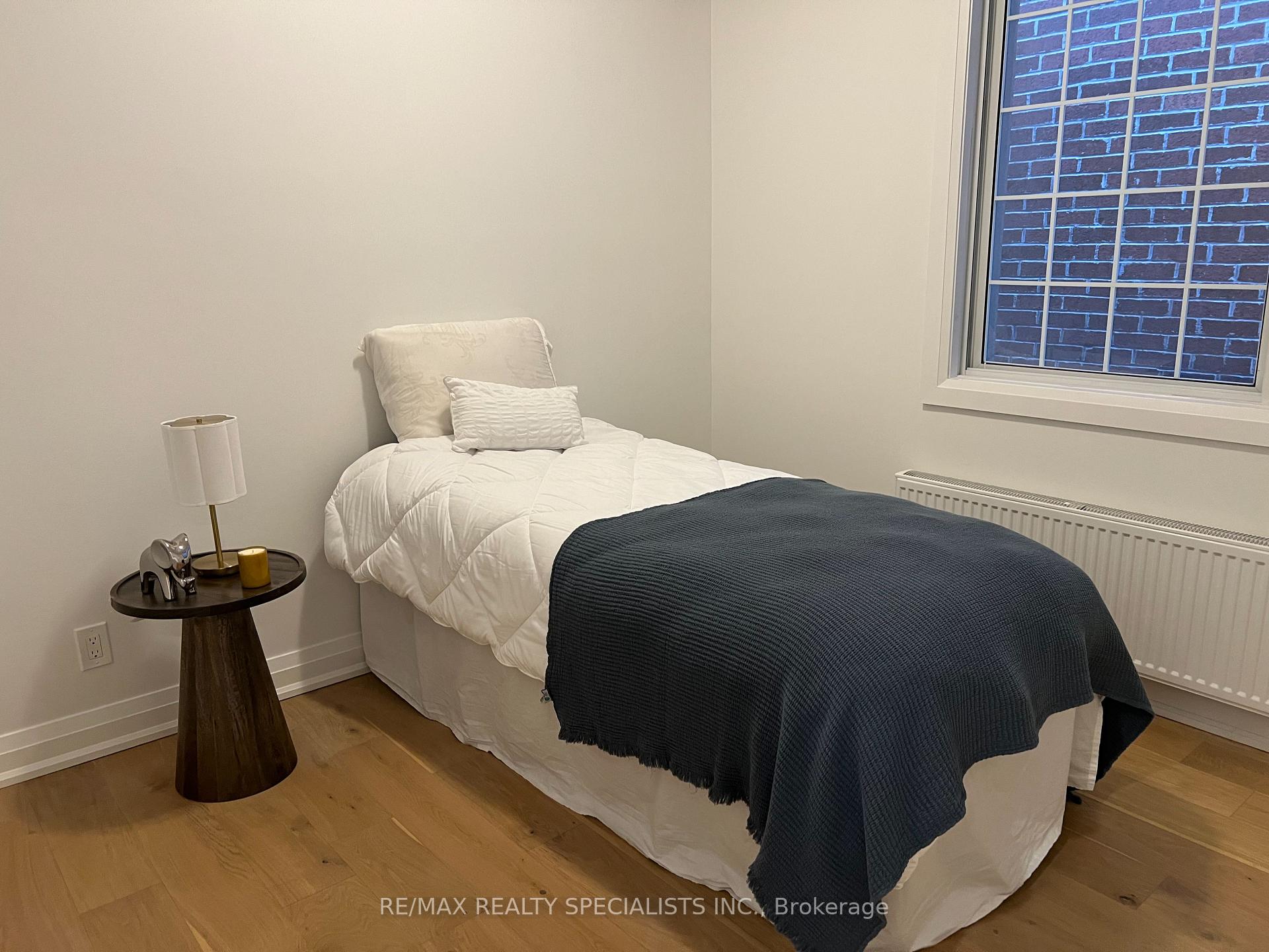 Photo 19 of 252 Earlscourt Avenue, Toronto, Caledonia-Fairbank — HOMEH