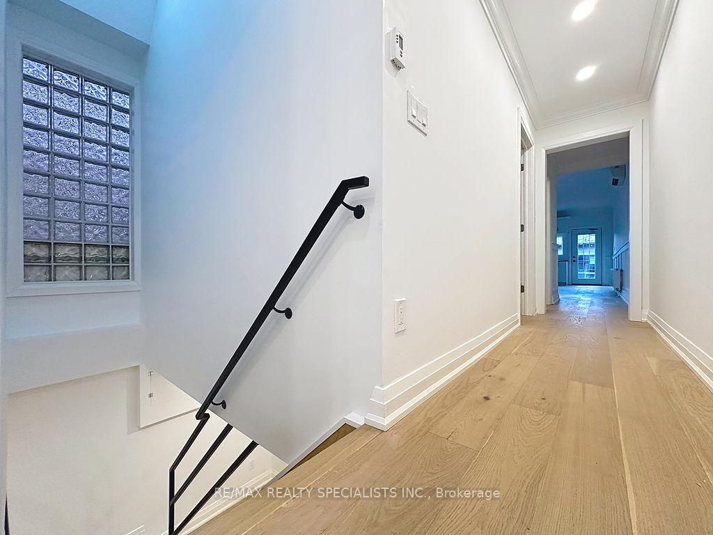 Photo 24 of 252 Earlscourt Avenue, Toronto, Caledonia-Fairbank — HOMEH