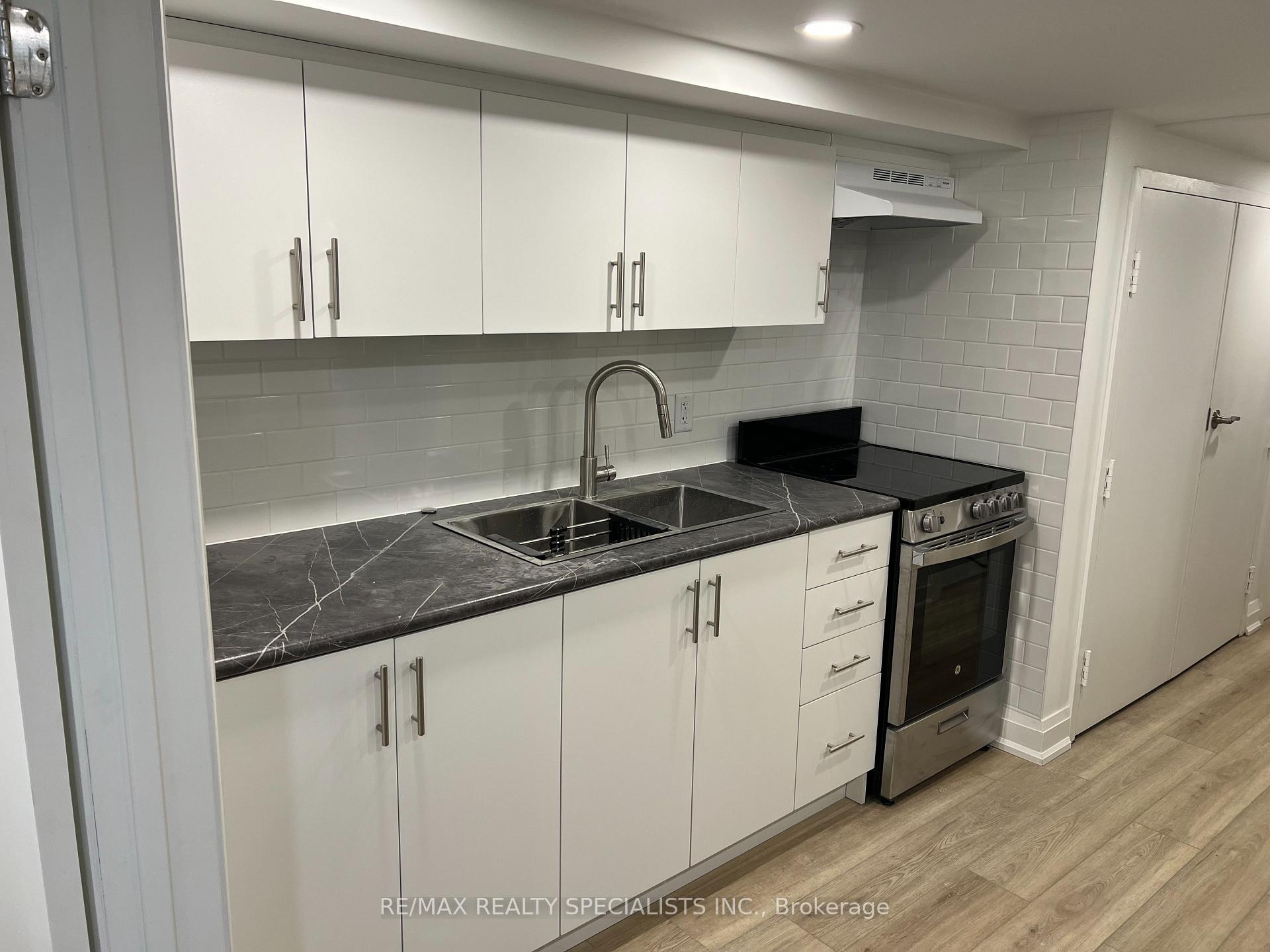 Photo 28 of 252 Earlscourt Avenue, Toronto, Caledonia-Fairbank — HOMEH