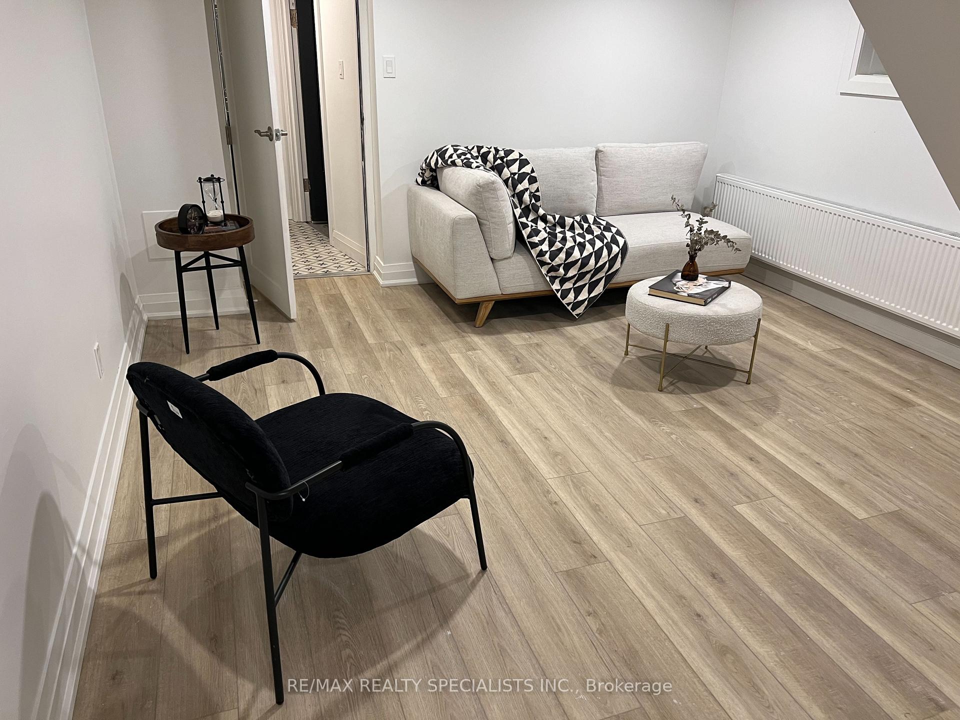 Photo 33 of 252 Earlscourt Avenue, Toronto, Caledonia-Fairbank — HOMEH