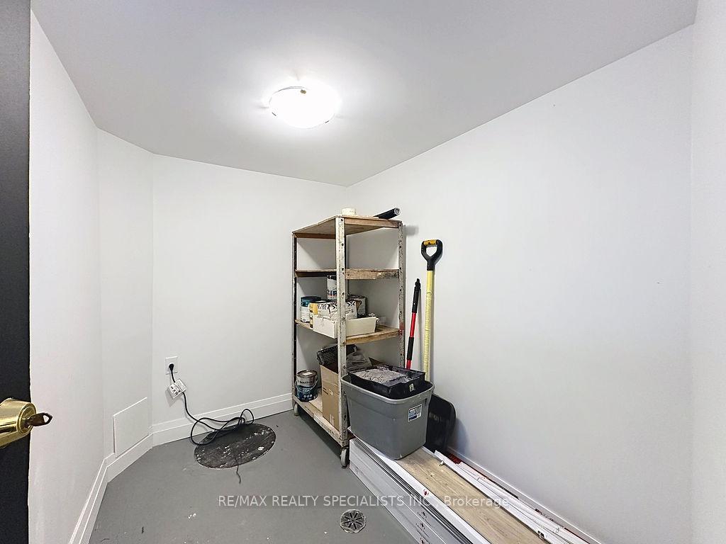 Photo 41 of 252 Earlscourt Avenue, Toronto, Caledonia-Fairbank — HOMEH