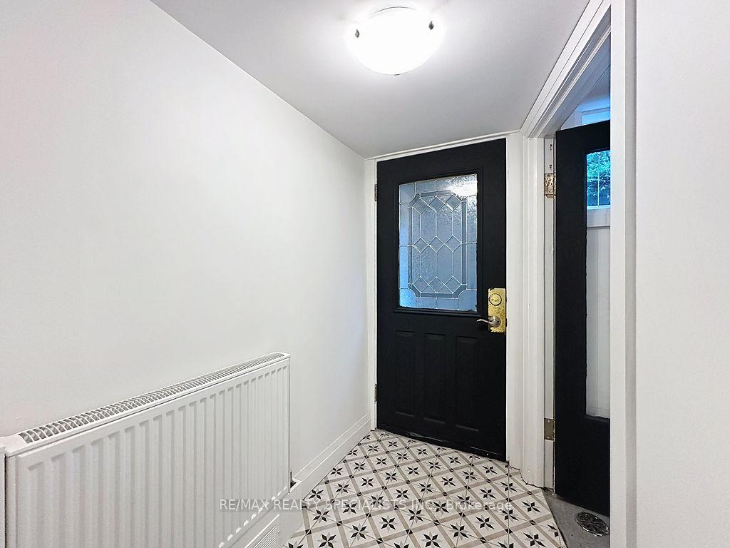 Photo 42 of 252 Earlscourt Avenue, Toronto, Caledonia-Fairbank — HOMEH