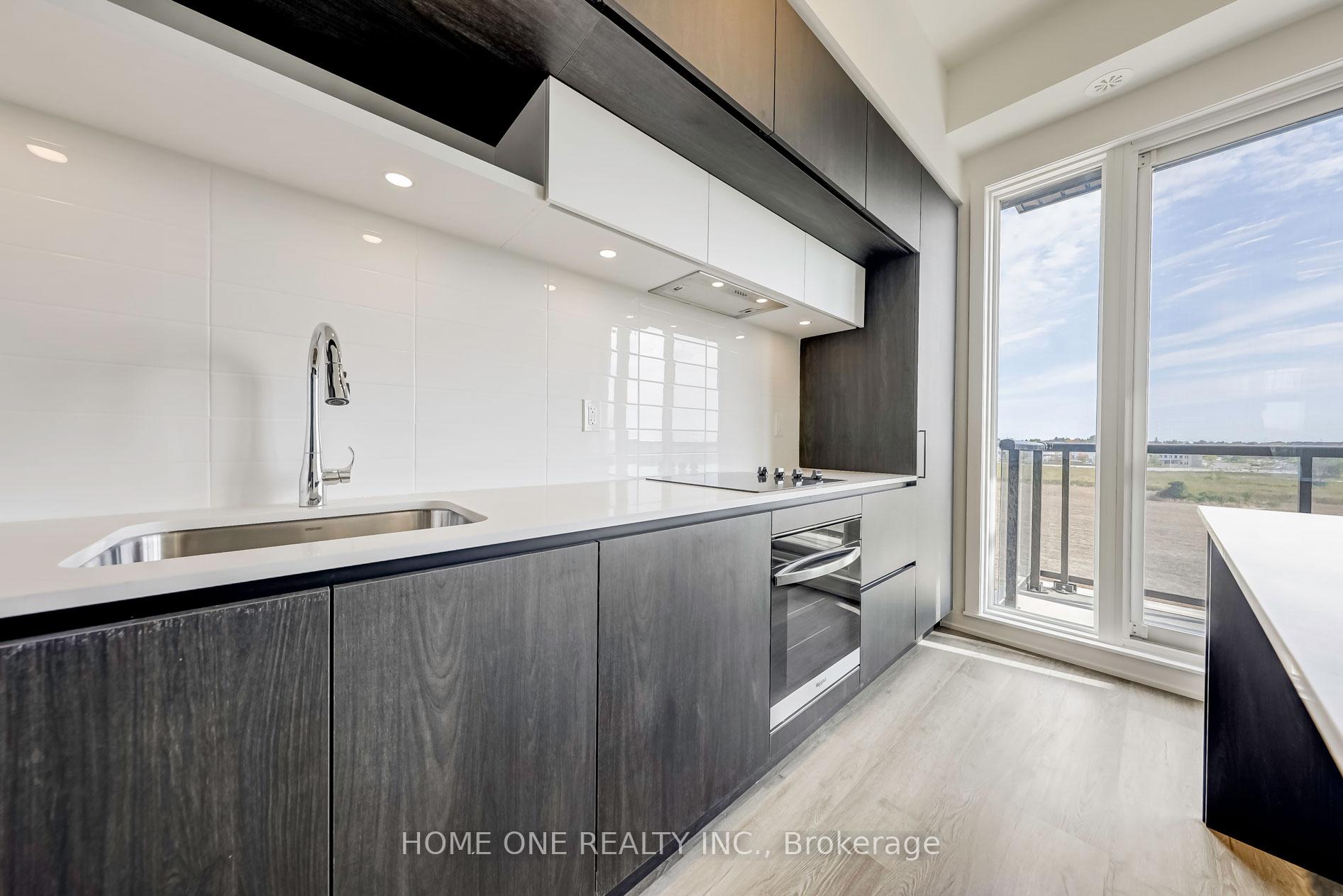 Photo 7 of Unit 503, 9 Steckeley House Lane, Richmond Hill, Rural Richmond Hill — HOMEH