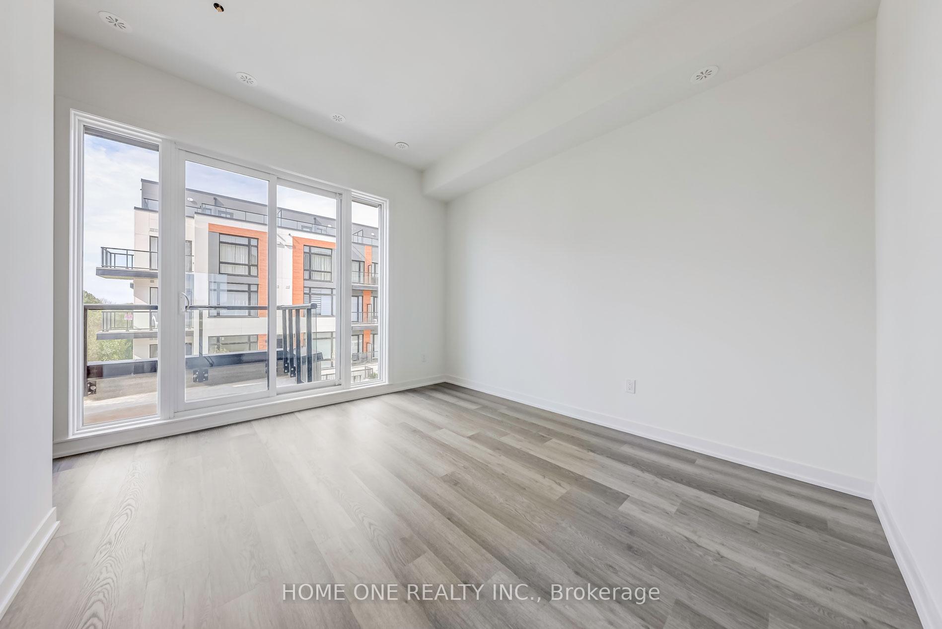 Photo 13 of Unit 503, 9 Steckeley House Lane, Richmond Hill, Rural Richmond Hill — HOMEH
