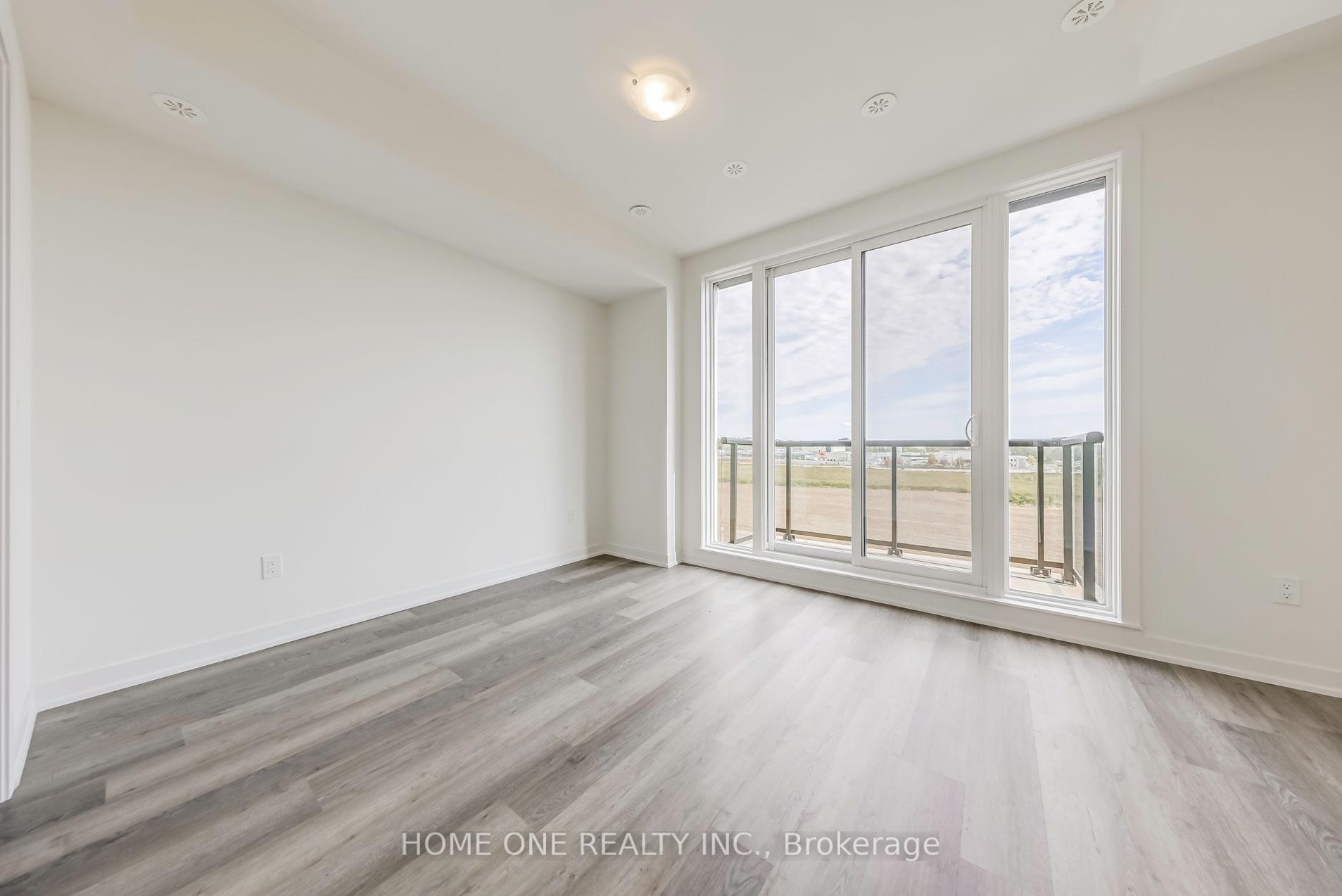 Photo 19 of Unit 503, 9 Steckeley House Lane, Richmond Hill, Rural Richmond Hill — HOMEH