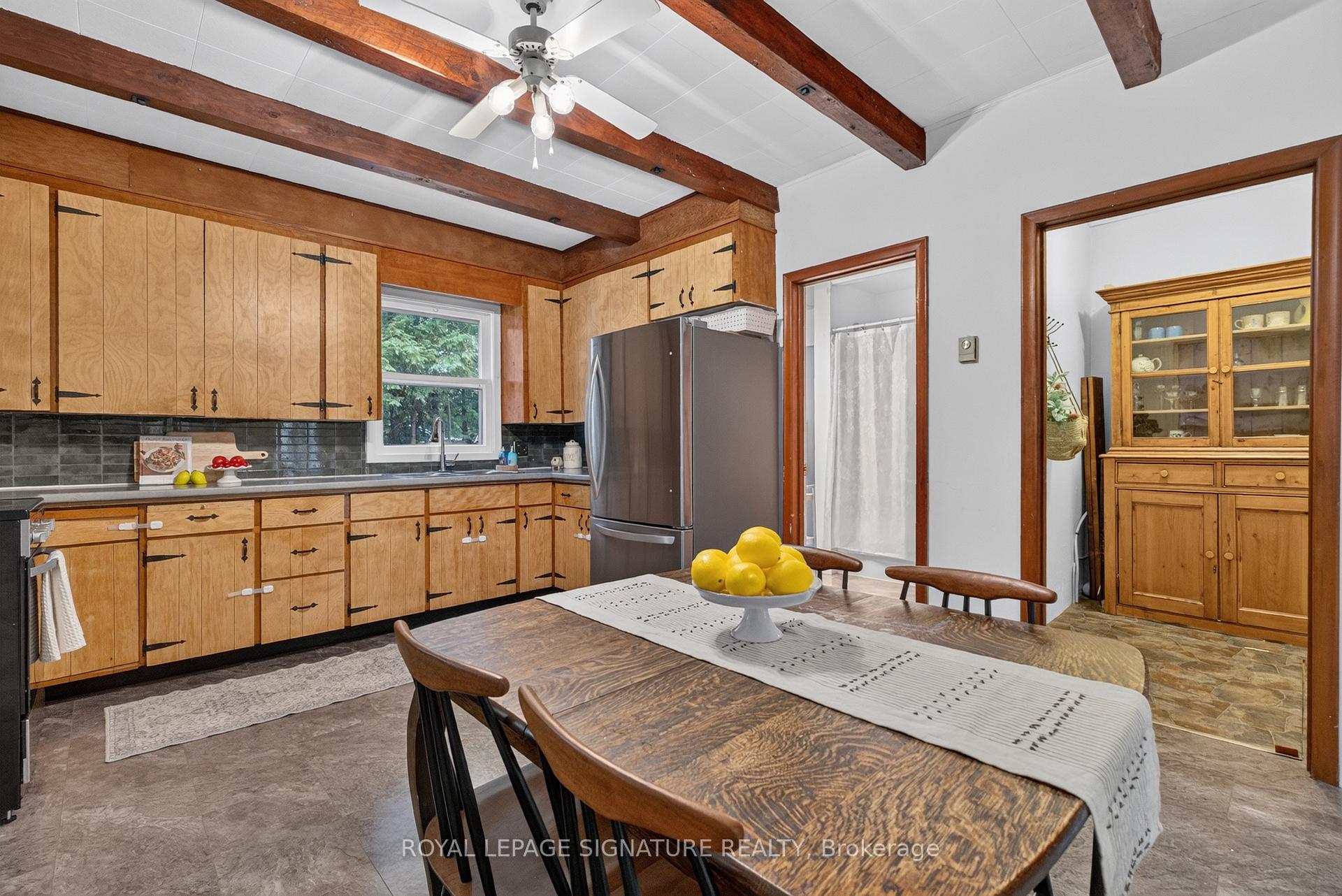 Photo 9 of 214 Edward Street, North Huron, Wingham — HOMEH