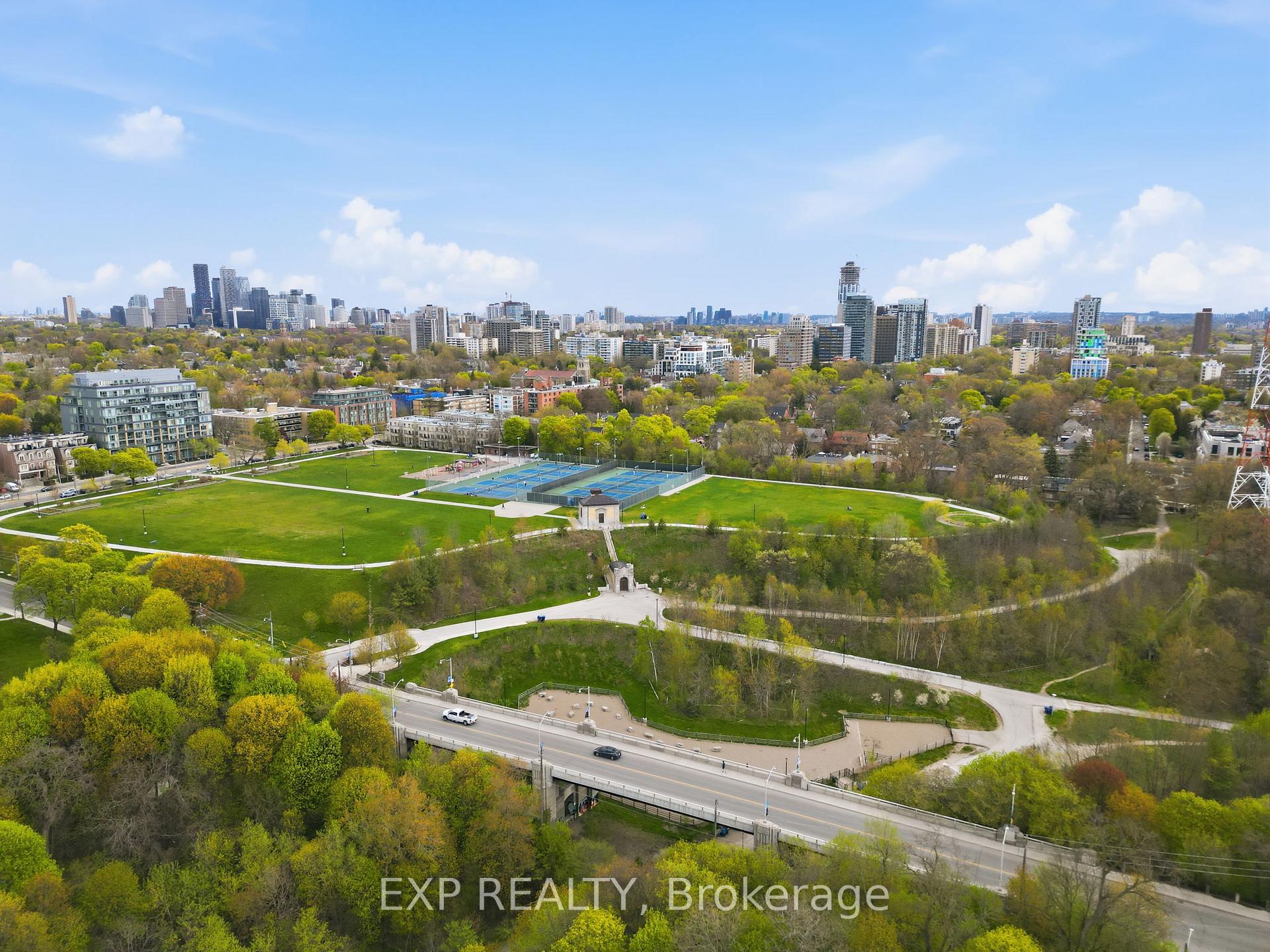 Photo 40 of 177A Lyndhurst Avenue, Toronto, Casa Loma — HOMEH