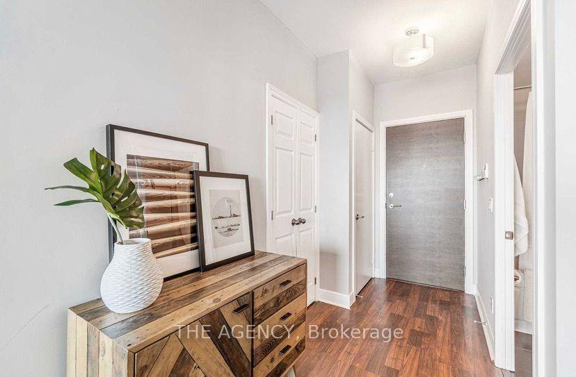 Photo 3 of Unit 1504, 35 Brian Peck Crescent, Toronto, Thorncliffe Park — HOMEH
