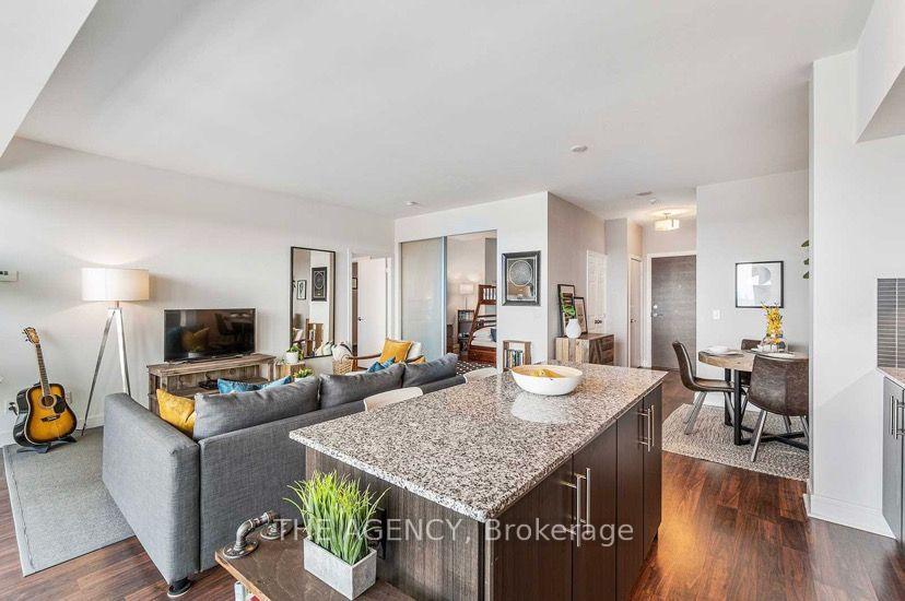 Photo 8 of Unit 1504, 35 Brian Peck Crescent, Toronto, Thorncliffe Park — HOMEH