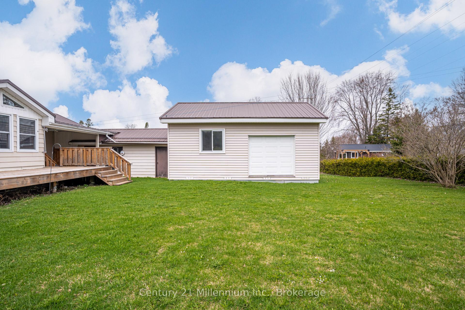 Photo 7 of 371 Hunter Street, South Bruce Peninsula — HOMEH