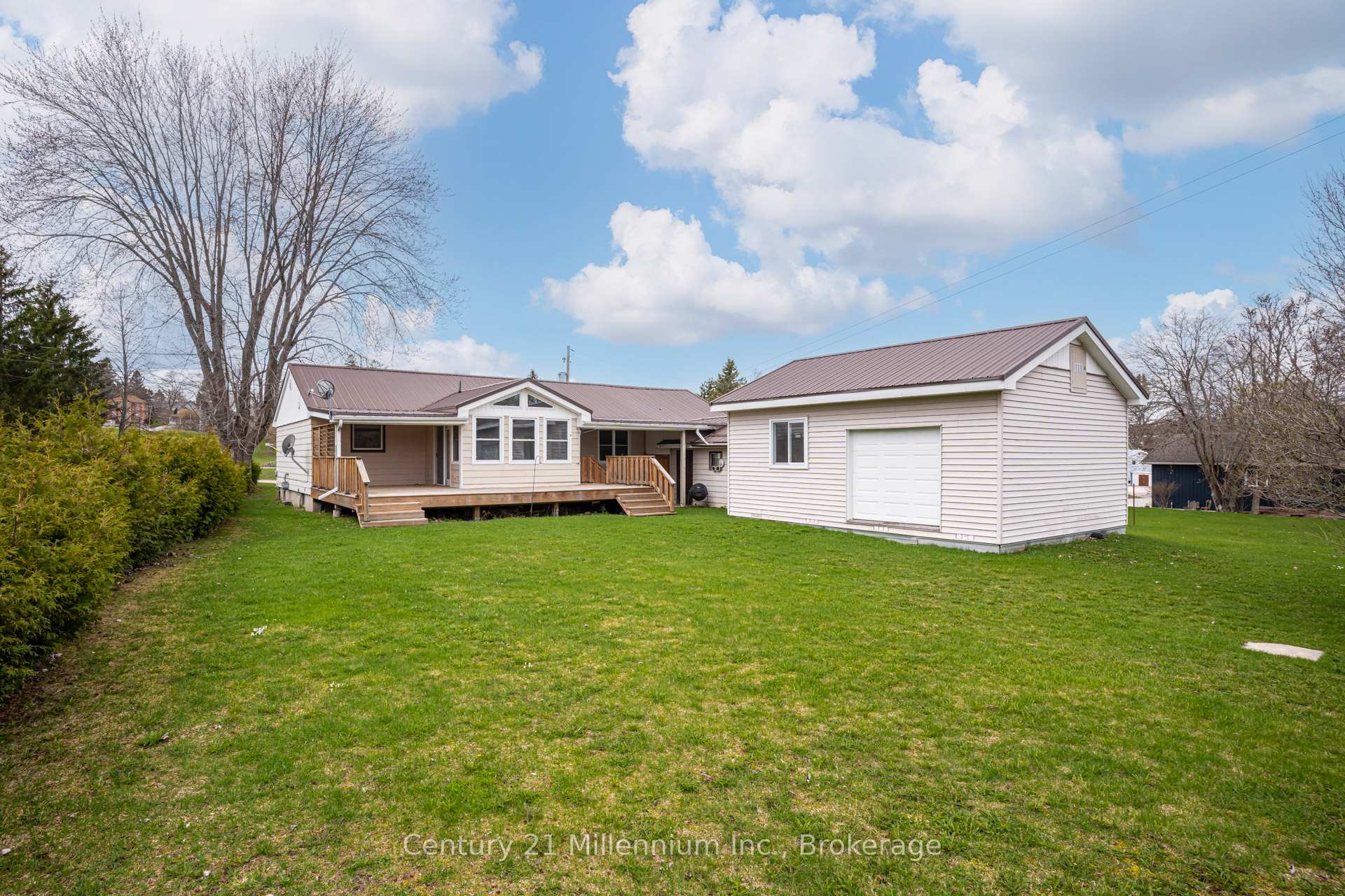 Photo 8 of 371 Hunter Street, South Bruce Peninsula — HOMEH