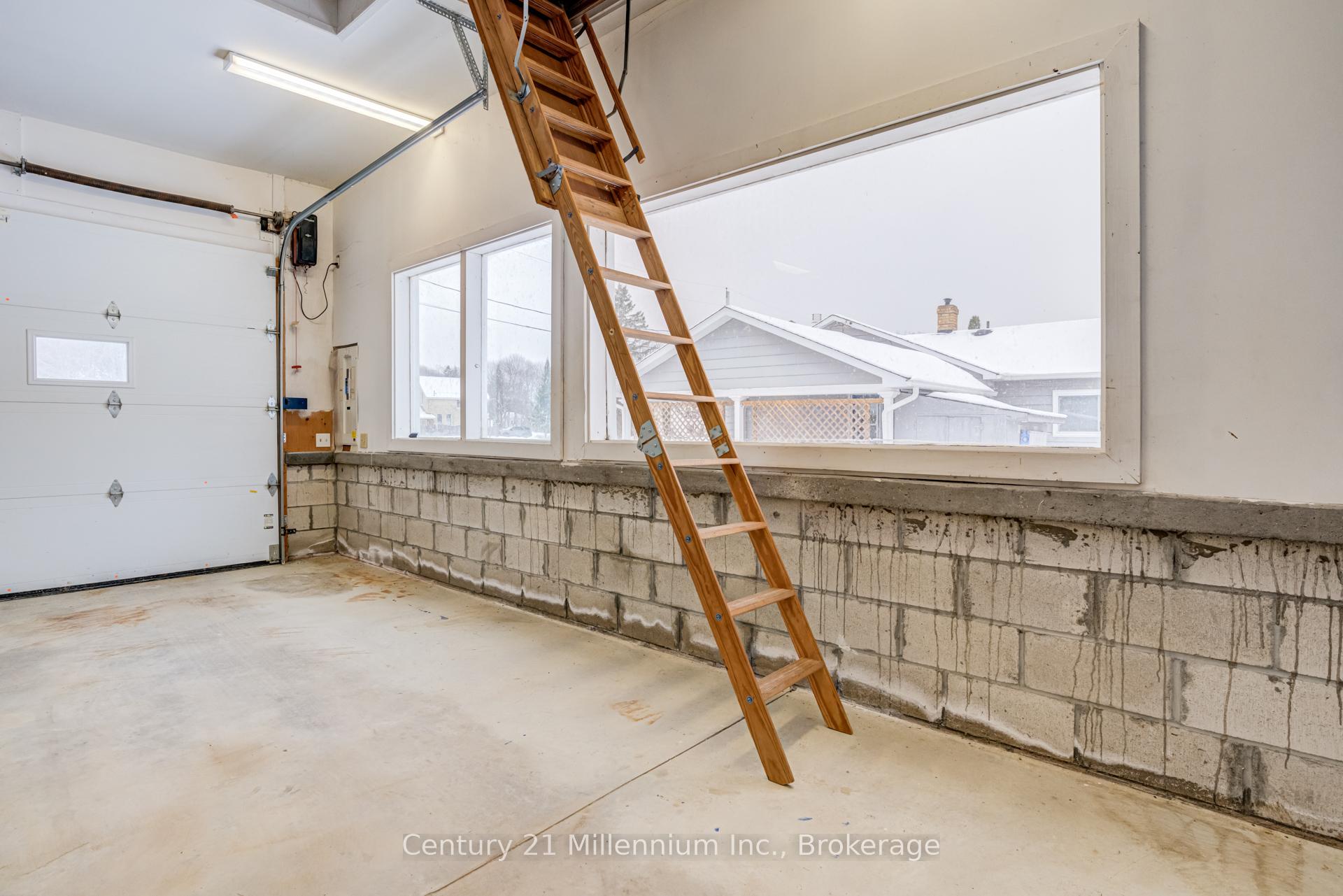 Photo 49 of 371 Hunter Street, South Bruce Peninsula — HOMEH