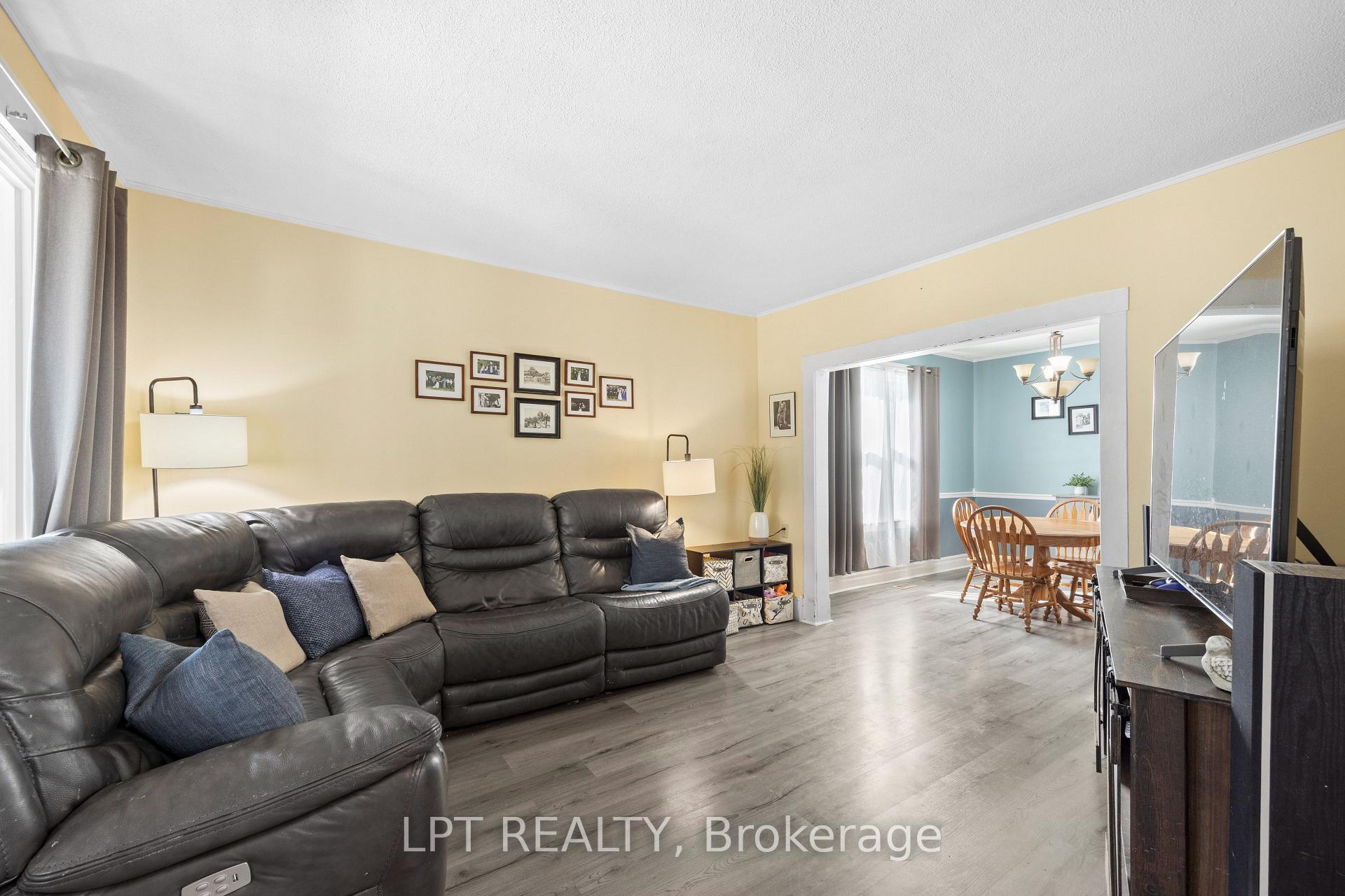 Photo 7 of 125 Curtis Street, St. Thomas — HOMEH
