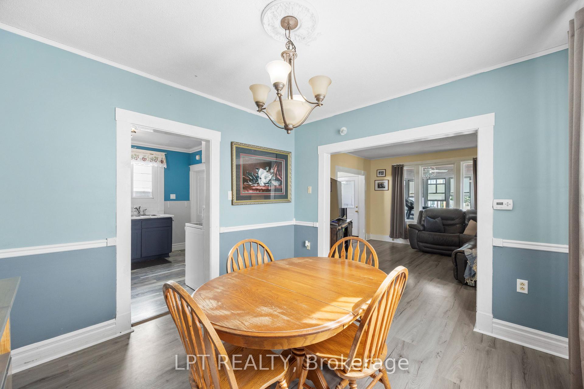 Photo 9 of 125 Curtis Street, St. Thomas — HOMEH
