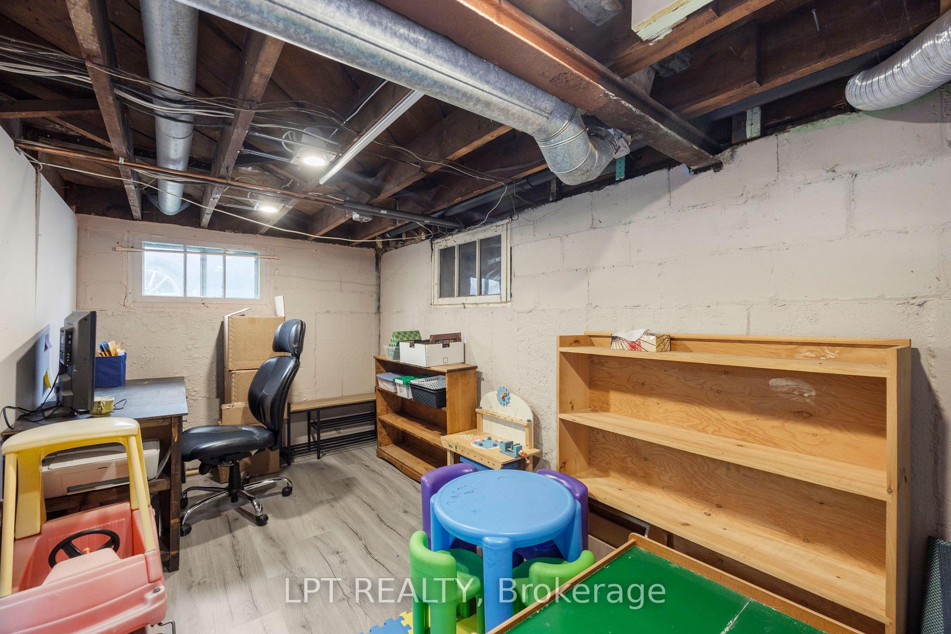 Photo 27 of 125 Curtis Street, St. Thomas — HOMEH