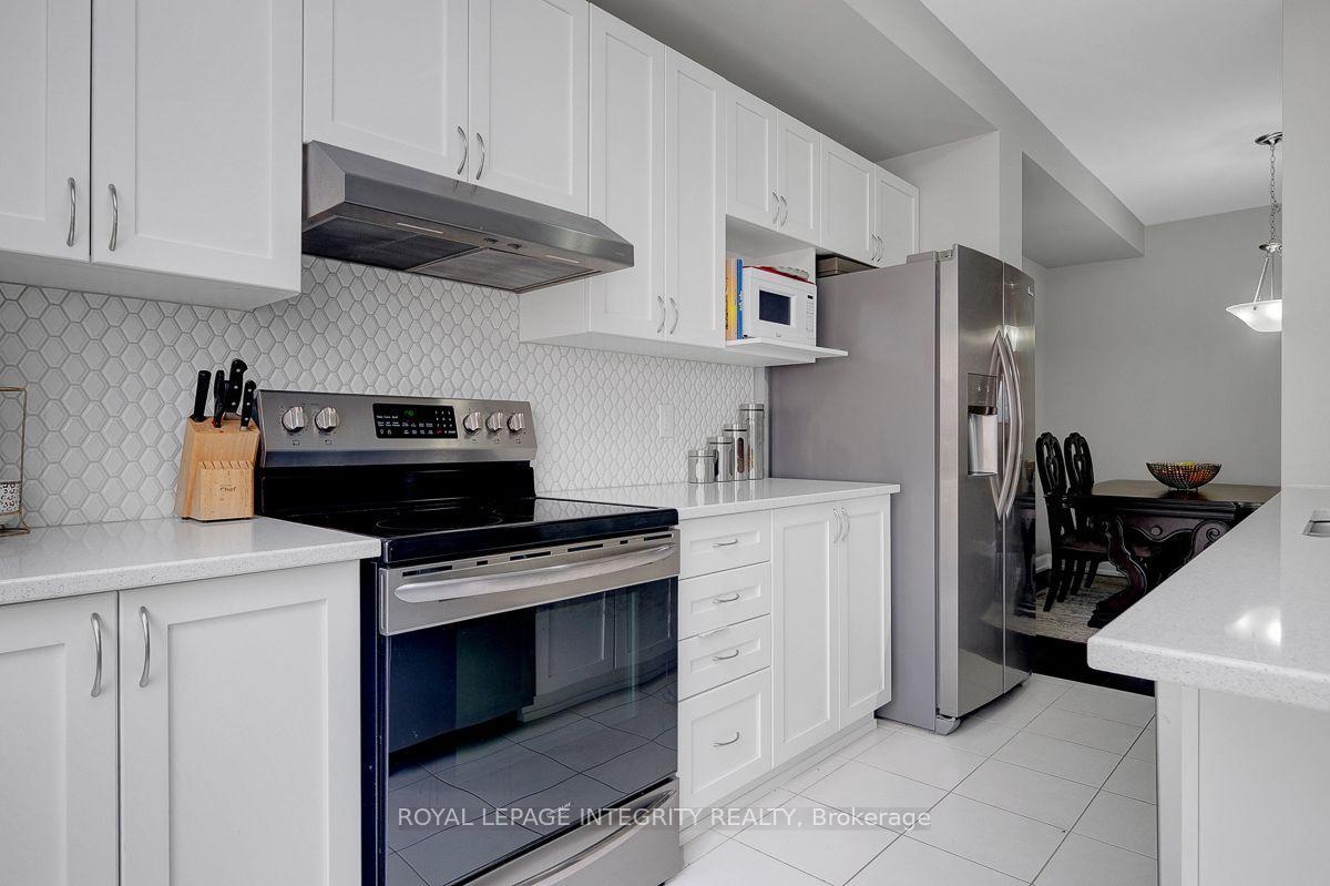 Photo 13 of 152 Gardenpost Terrace, Ottawa, Avalon West — HOMEH