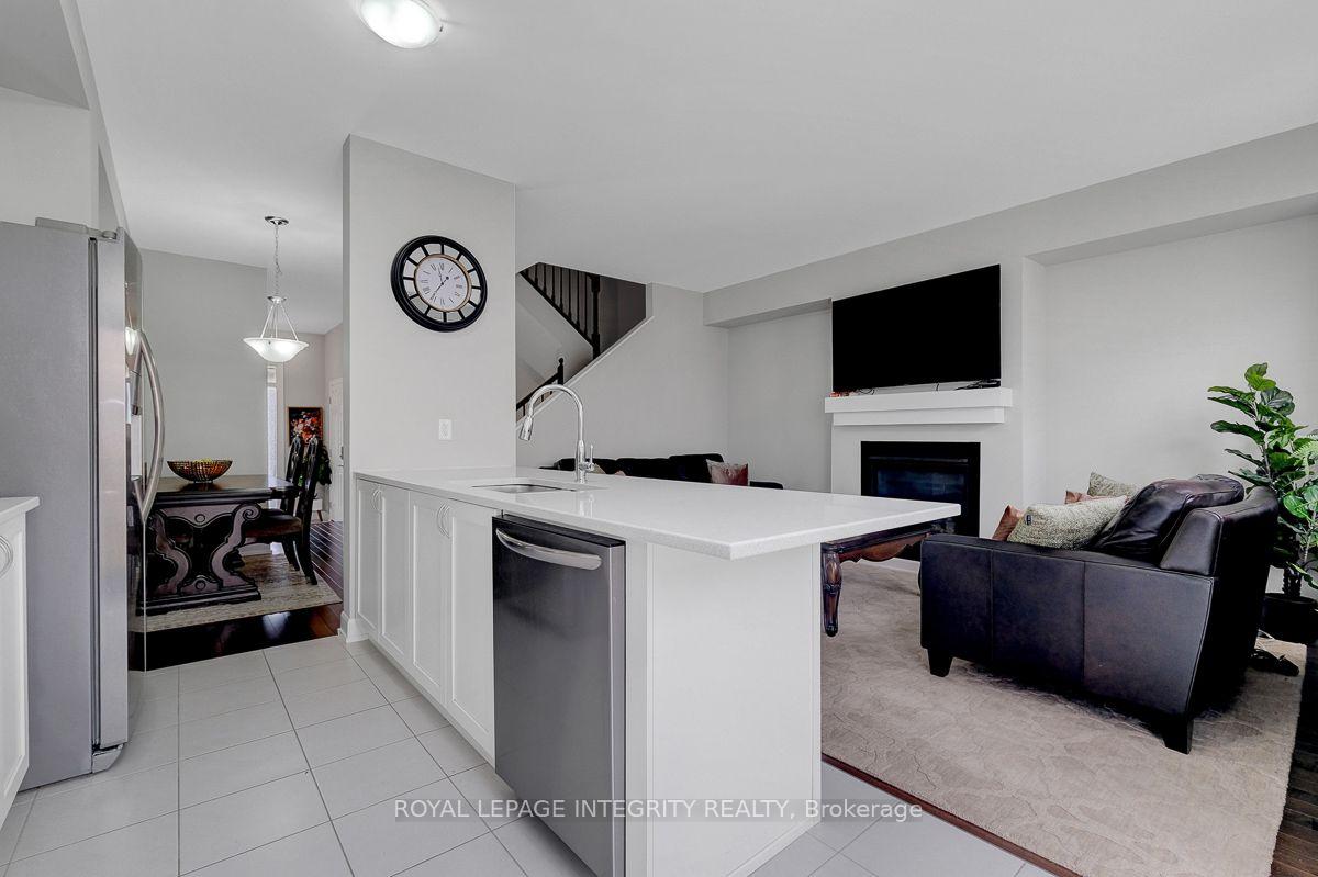 Photo 14 of 152 Gardenpost Terrace, Ottawa, Avalon West — HOMEH