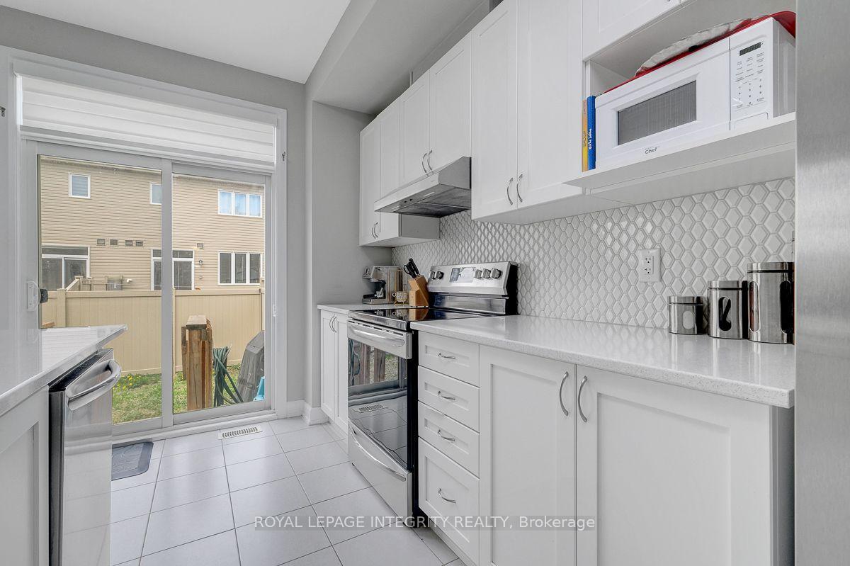 Photo 15 of 152 Gardenpost Terrace, Ottawa, Avalon West — HOMEH