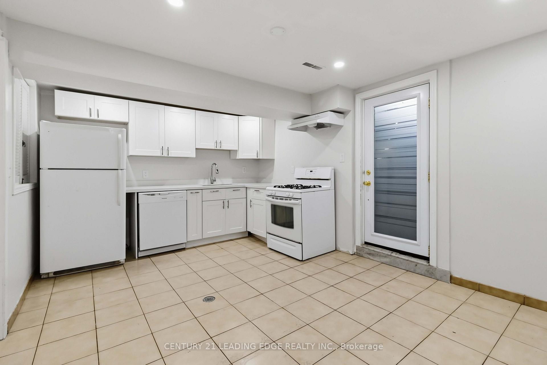 Photo 41 of 156 Landsdown Crescent, Markham, Wismer — HOMEH