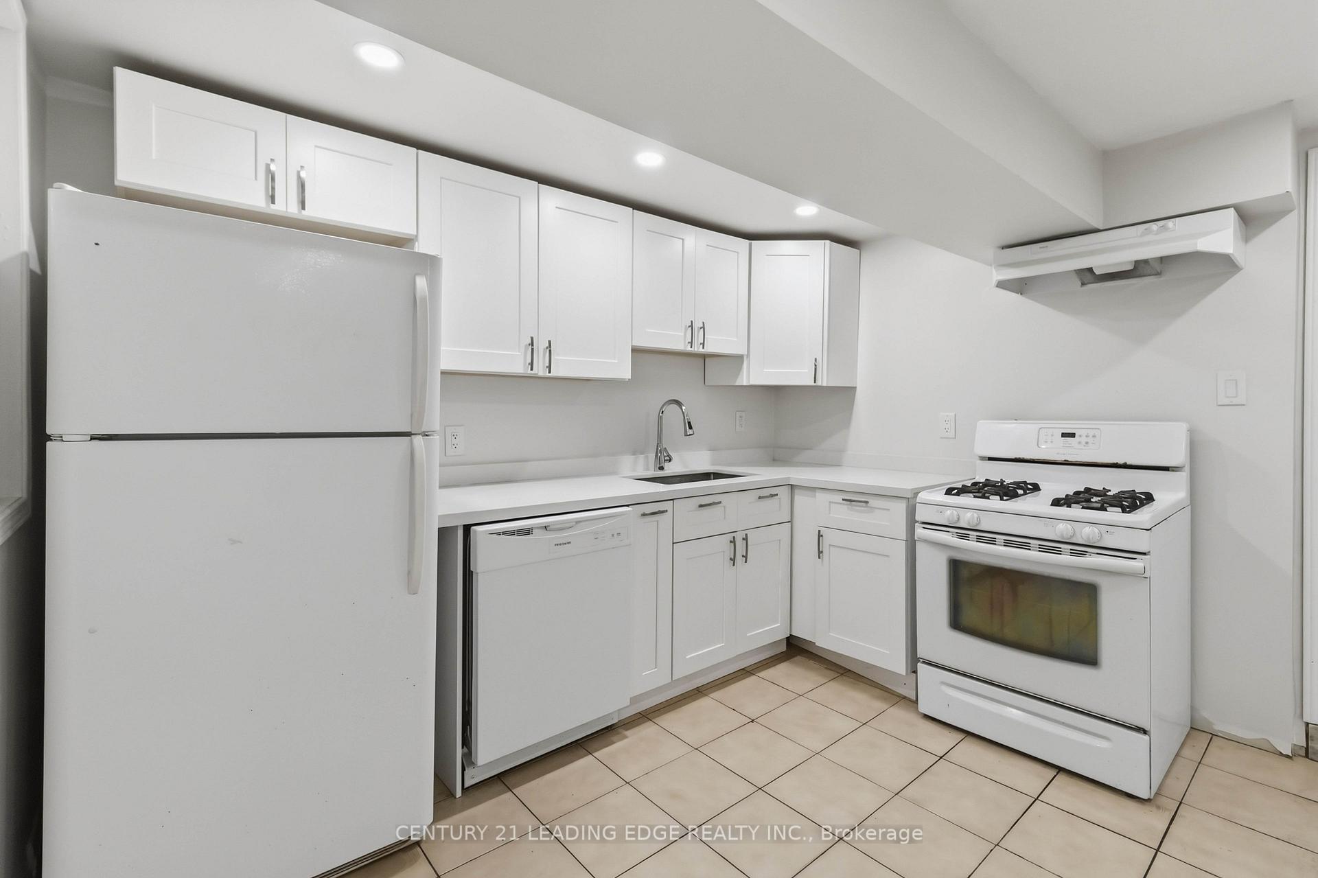 Photo 44 of 156 Landsdown Crescent, Markham, Wismer — HOMEH