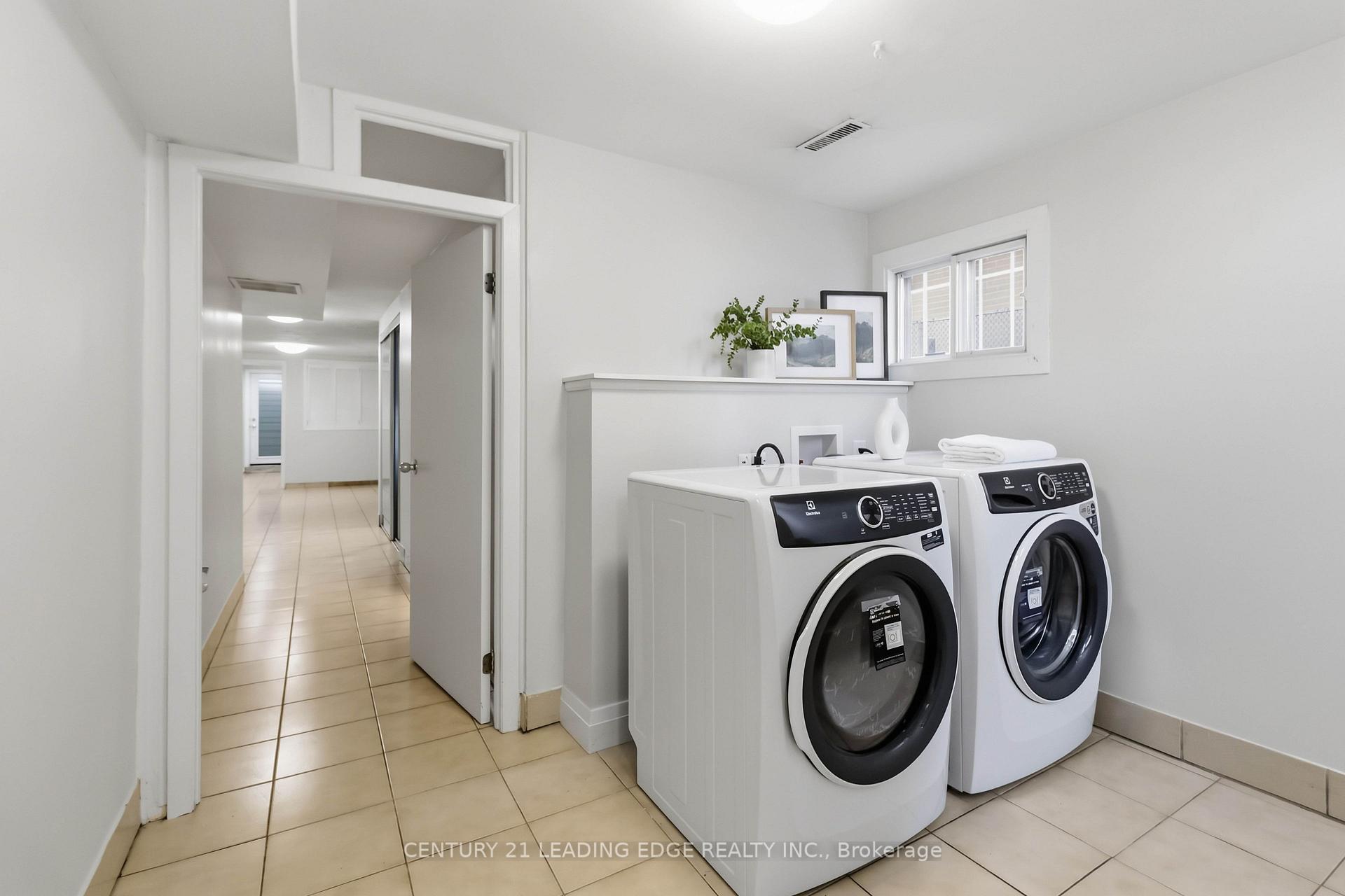 Photo 46 of 156 Landsdown Crescent, Markham, Wismer — HOMEH