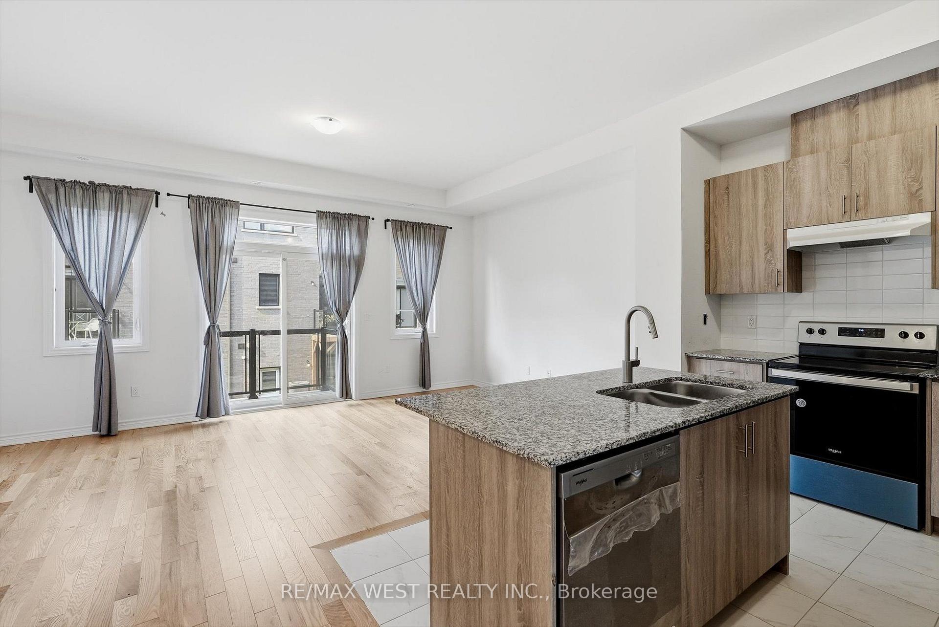 Photo 7 of 42 Quilico Road, Vaughan, Elder Mills — HOMEH