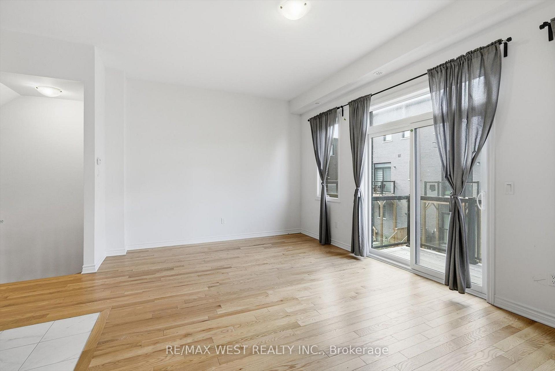 Photo 12 of 42 Quilico Road, Vaughan, Elder Mills — HOMEH