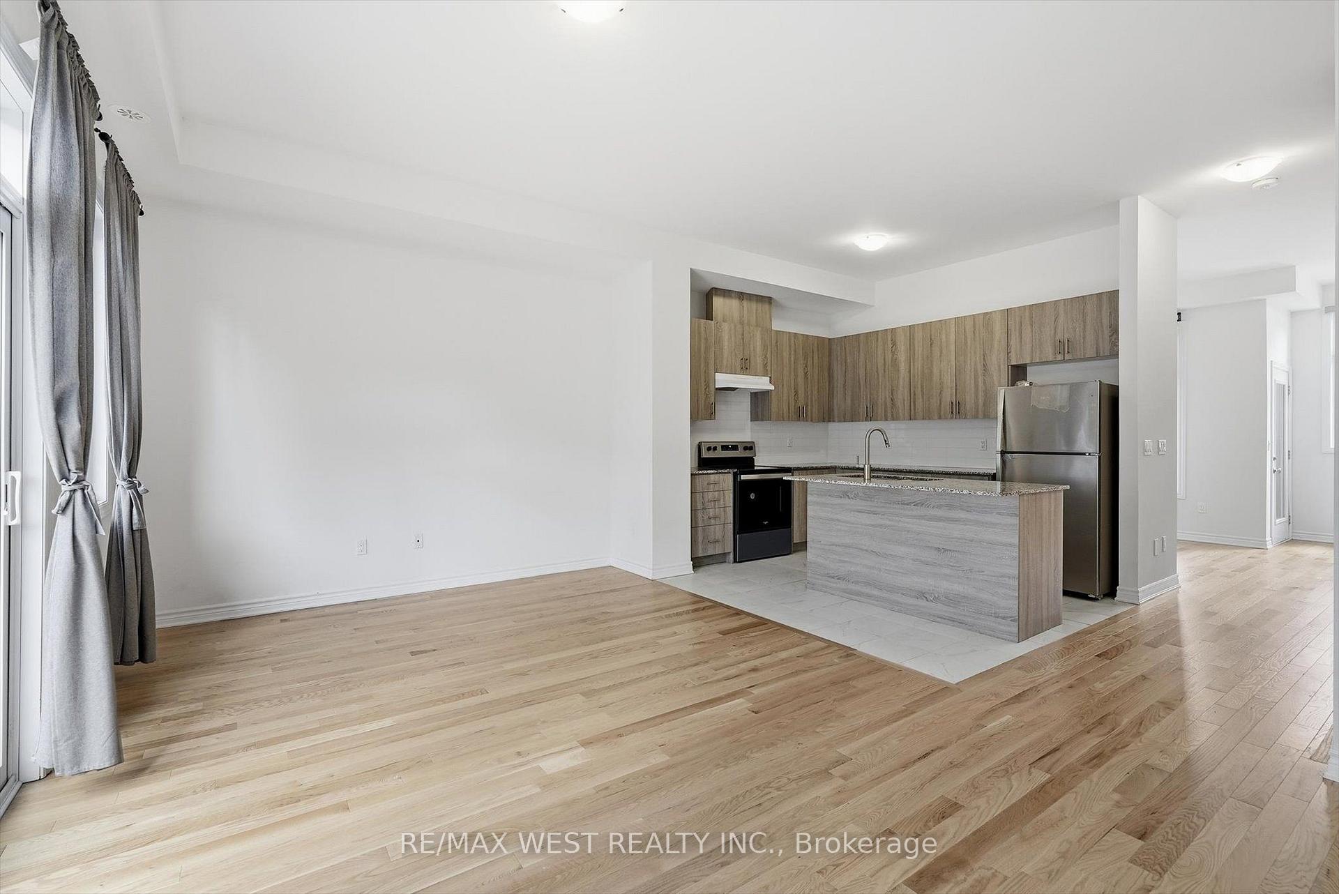 Photo 13 of 42 Quilico Road, Vaughan, Elder Mills — HOMEH