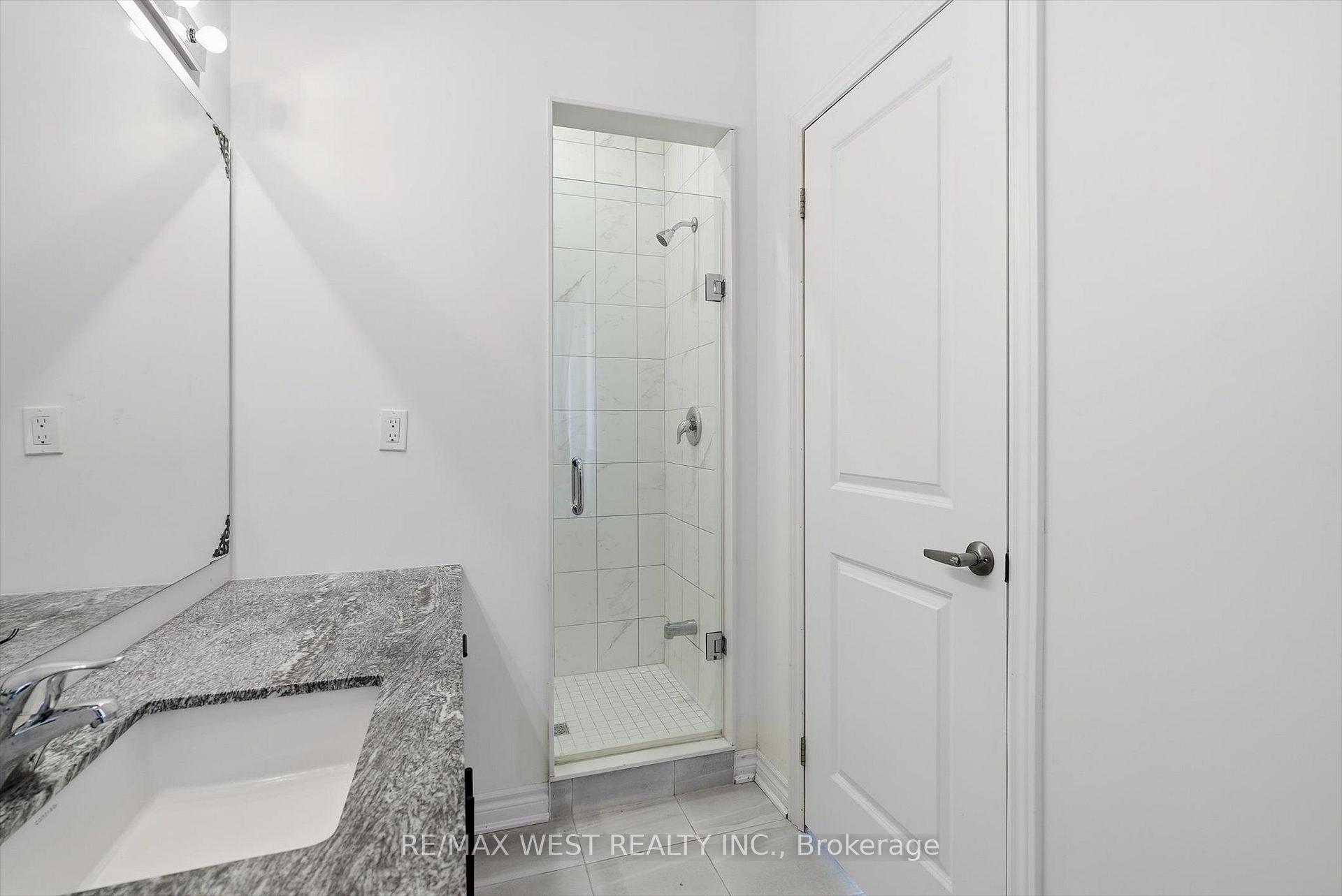 Photo 23 of 42 Quilico Road, Vaughan, Elder Mills — HOMEH