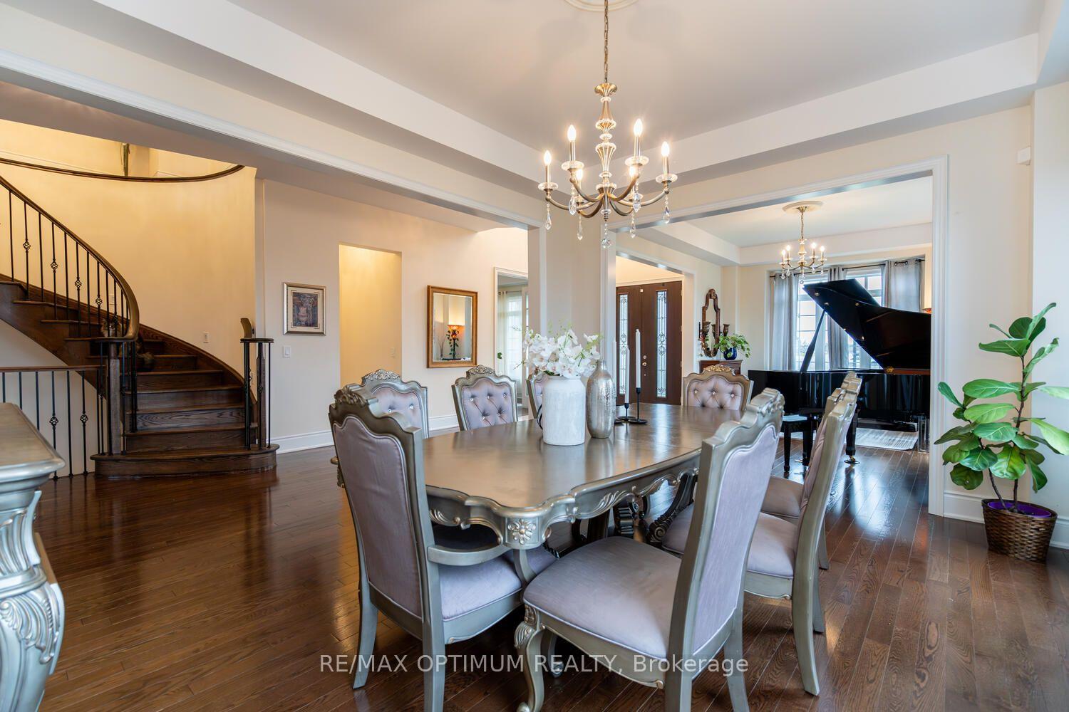 Photo 11 of 16 Layton Street, Brampton, Toronto Gore Rural Estate — HOMEH