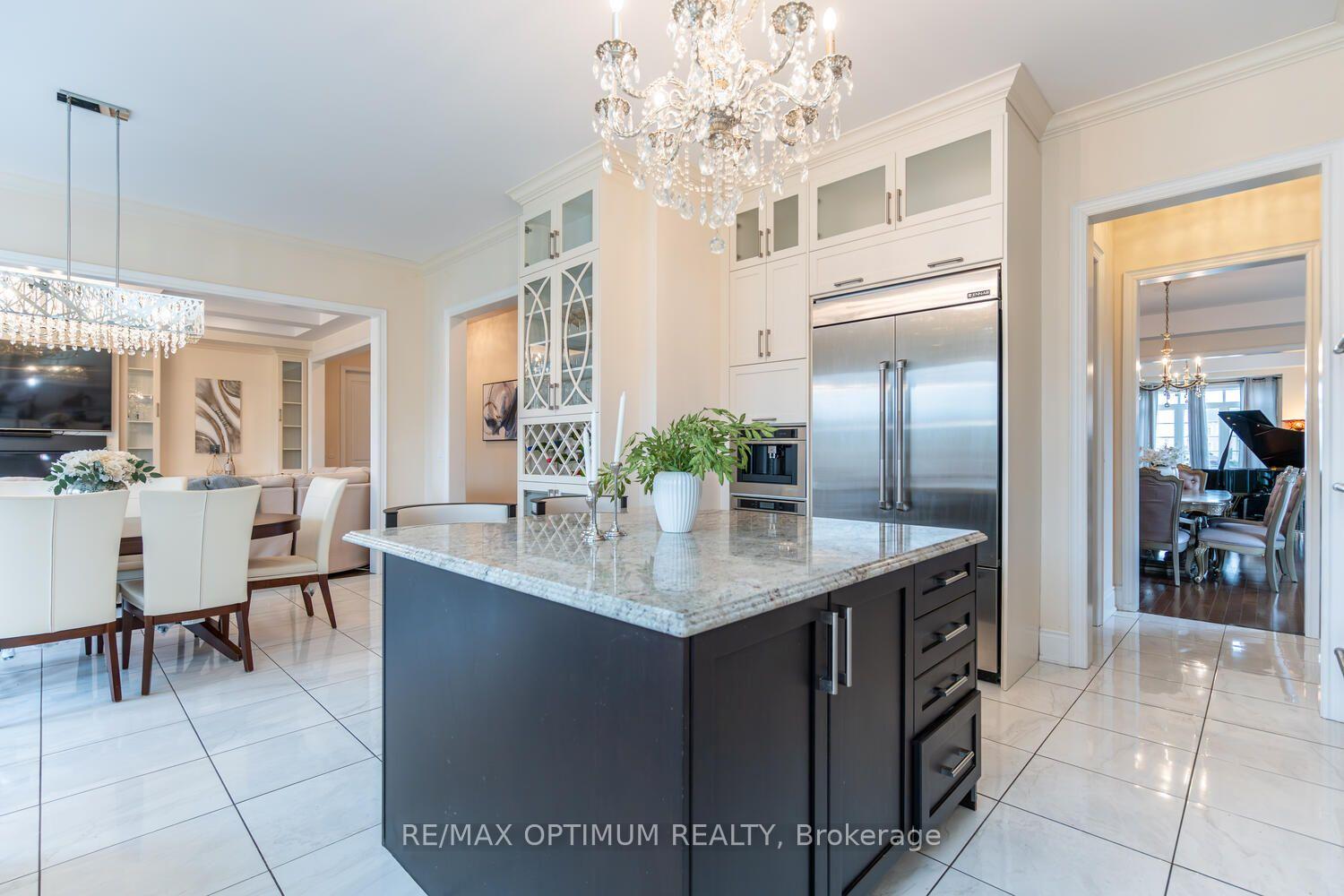 Photo 13 of 16 Layton Street, Brampton, Toronto Gore Rural Estate — HOMEH